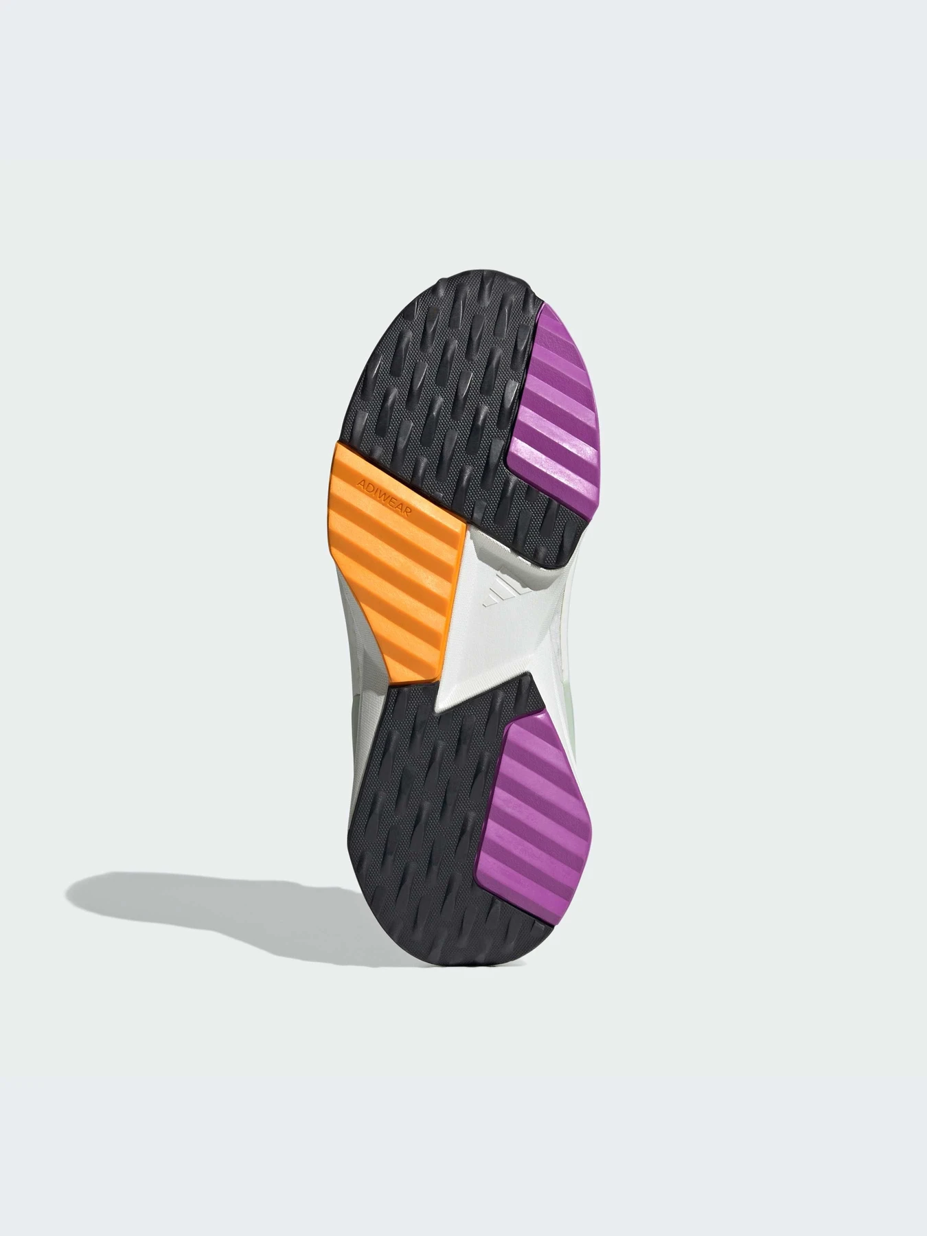 Кроссовки Adidas AVRYN модель II0050-KZ Кроссовки Adidas AVRYN модель II0050-KZ Фото