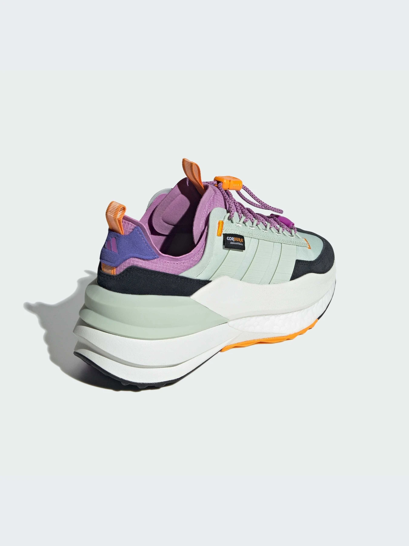 Кроссовки Adidas AVRYN модель II0050-KZ Кроссовки Adidas AVRYN модель II0050-KZ Фото