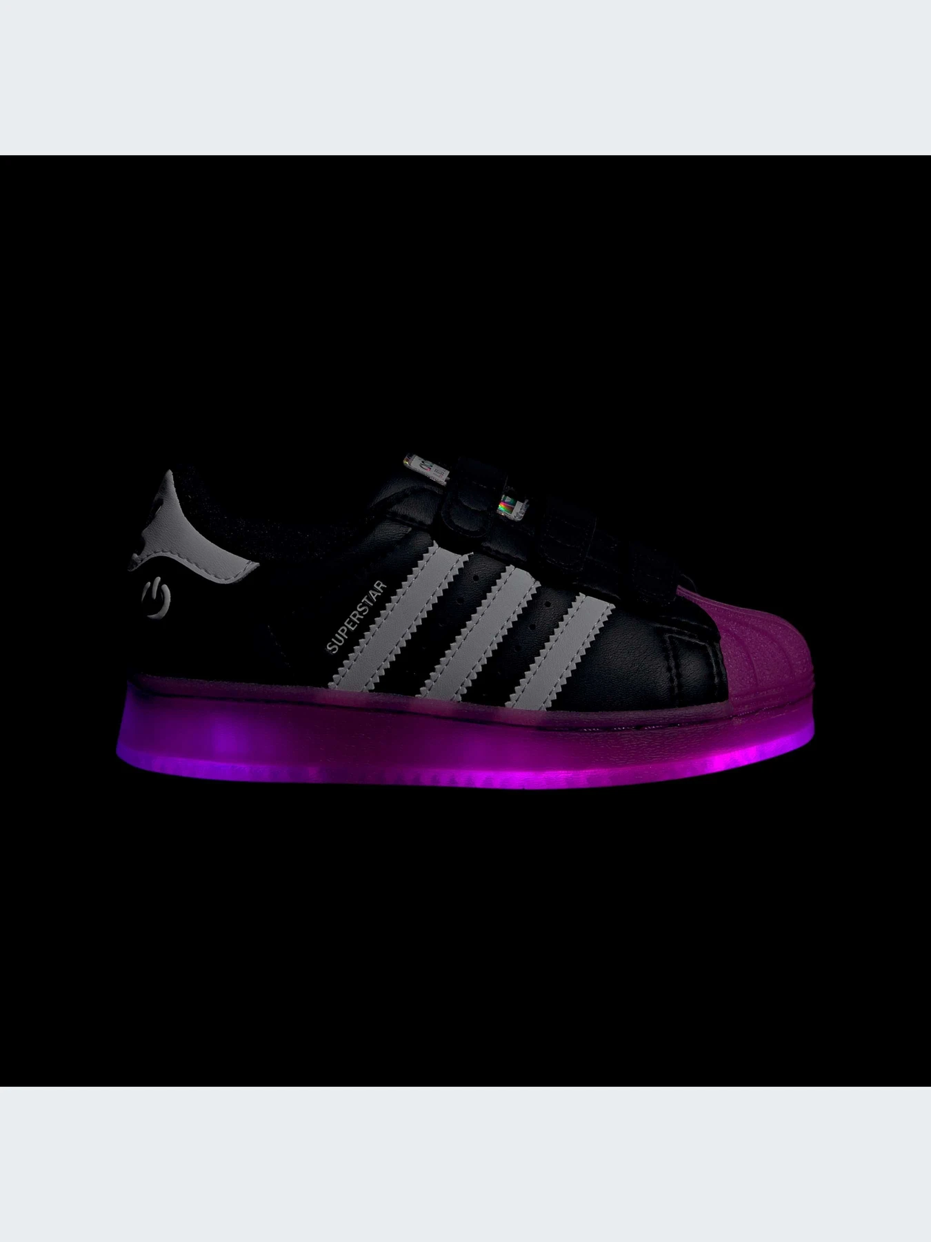 Кроссовки Adidas Superstar модель IG7002-KZ Кроссовки Adidas Superstar модель IG7002-KZ Фото