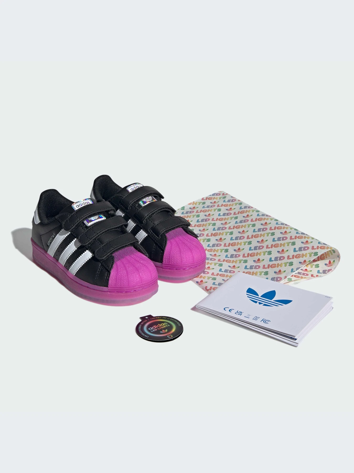 Кроссовки Adidas Superstar модель IG7002-KZ Кроссовки Adidas Superstar модель IG7002-KZ Фото
