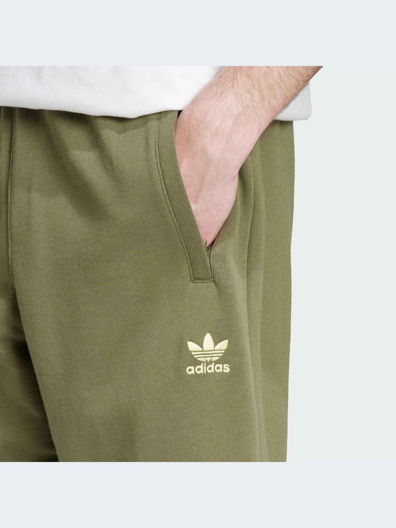 Шорты Adidas модель IY8516-KZ Шорты Adidas модель IY8516-KZ Фото