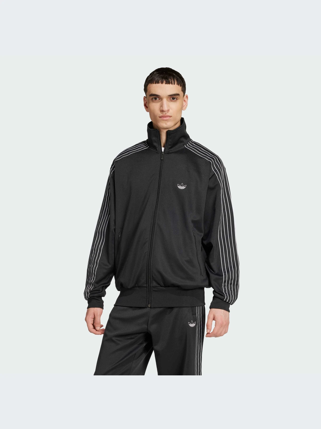 Худи и свитшоты Adidas Adicolor модель IY4887-KZ Худи и свитшоты Adidas Adicolor модель IY4887-KZ Фото