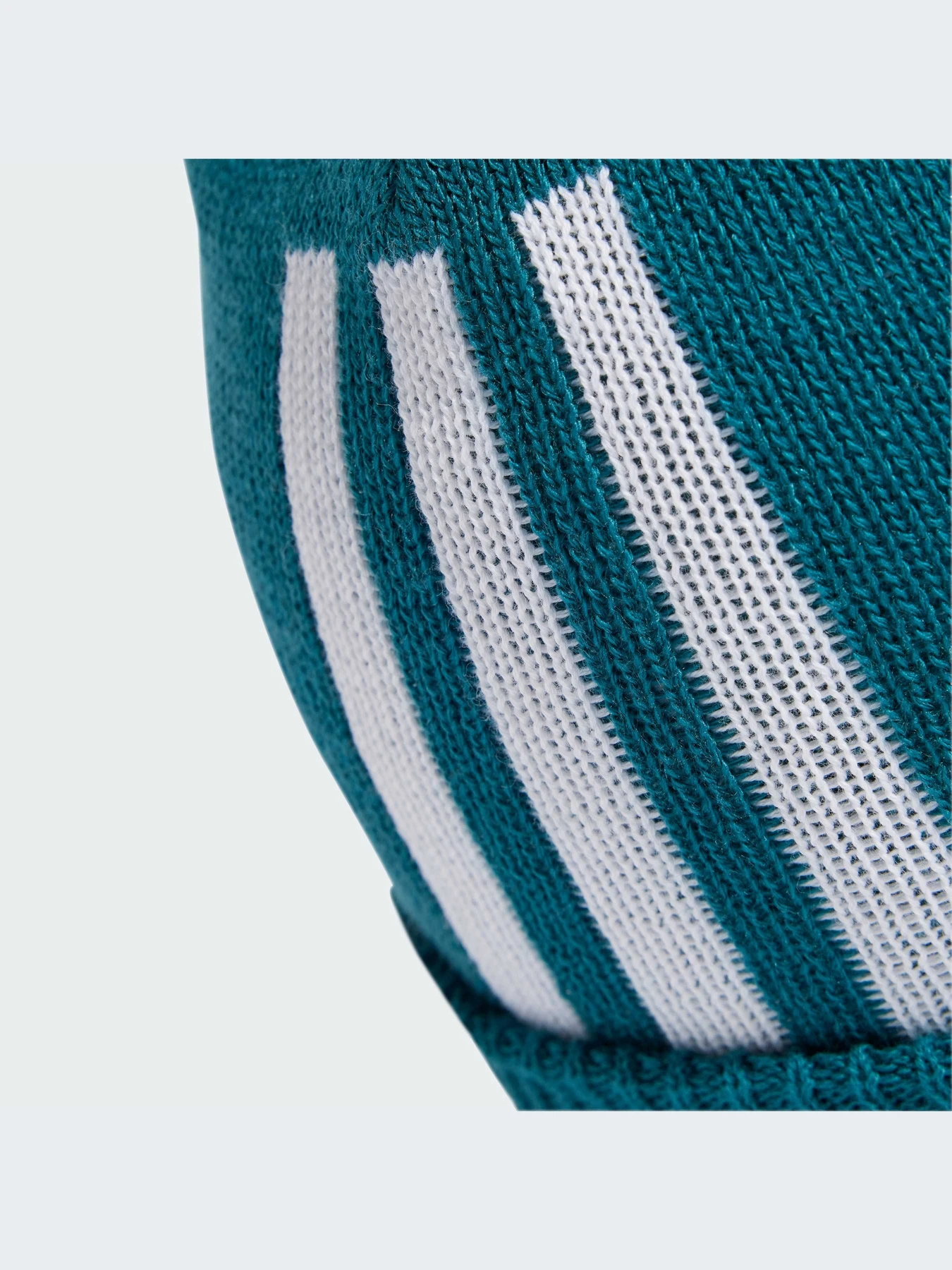 Шапки и кепки Adidas Adicolor модель IY4641-KZ Шапки и кепки Adidas Adicolor модель IY4641-KZ Фото