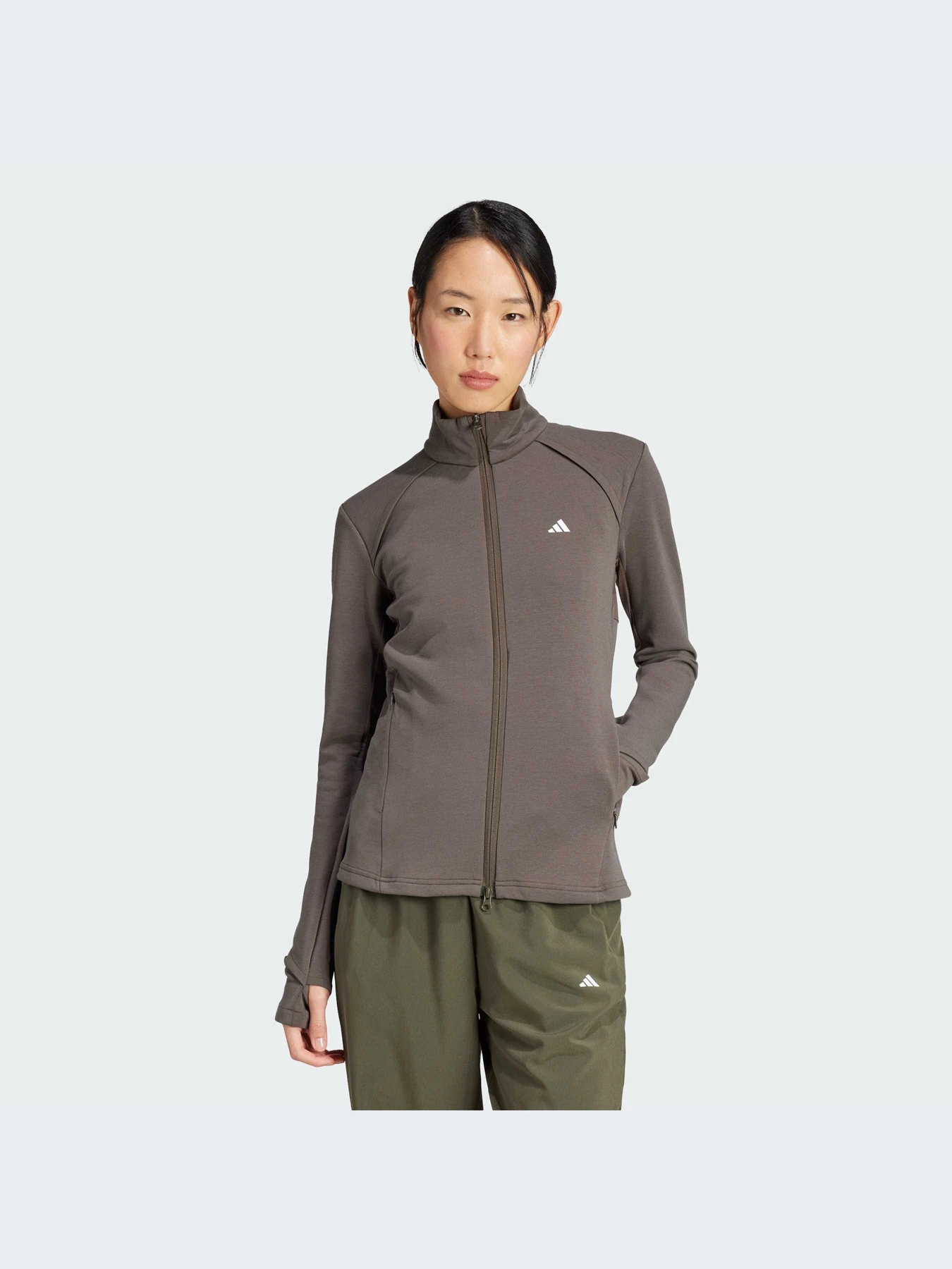 Худи и свитшоты Adidas модель IT0672-KZ Худи и свитшоты Adidas модель IT0672-KZ Фото
