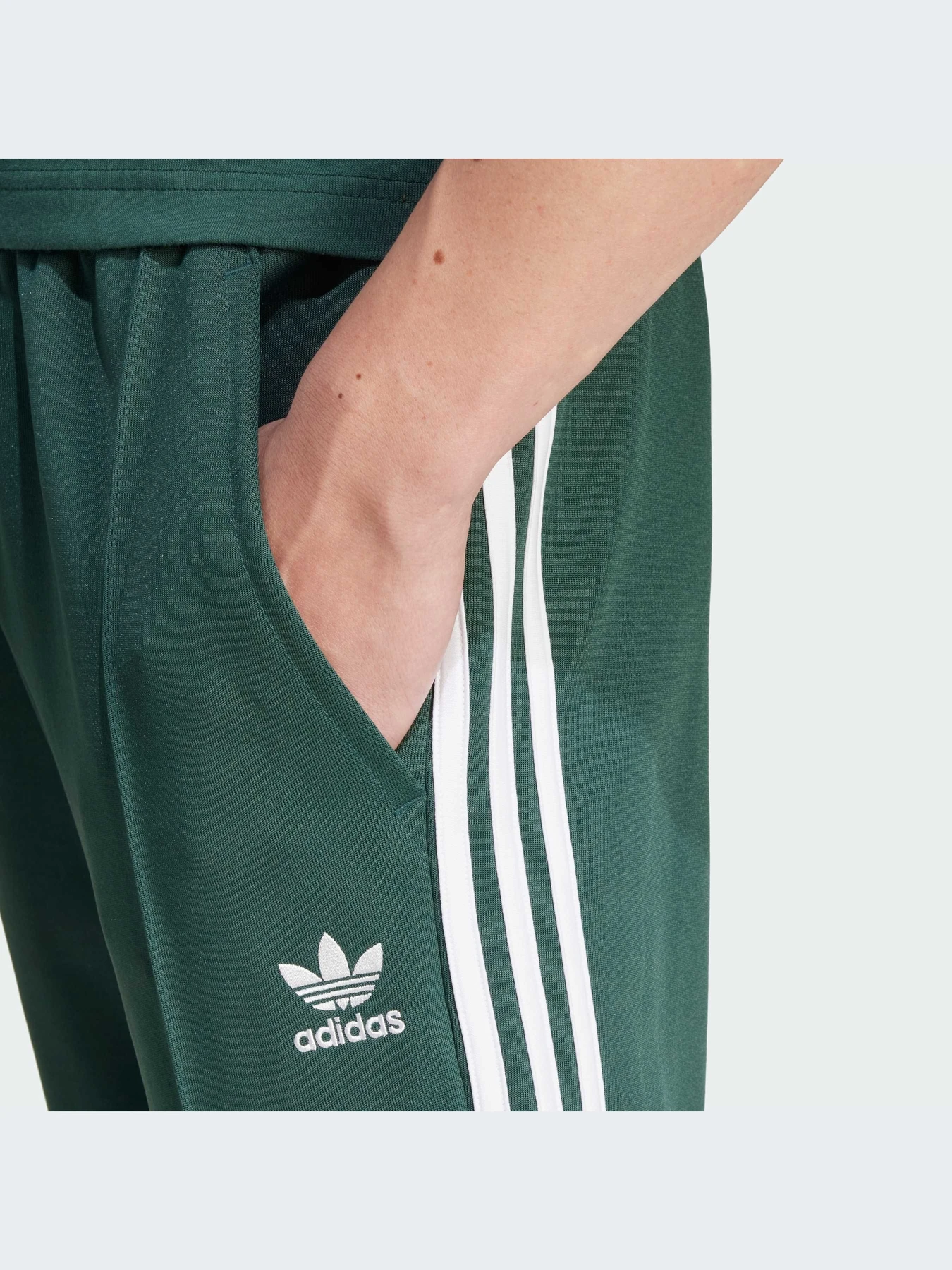 Брюки Adidas Adicolor модель IX5224-KZ Брюки Adidas Adicolor модель IX5224-KZ Фото