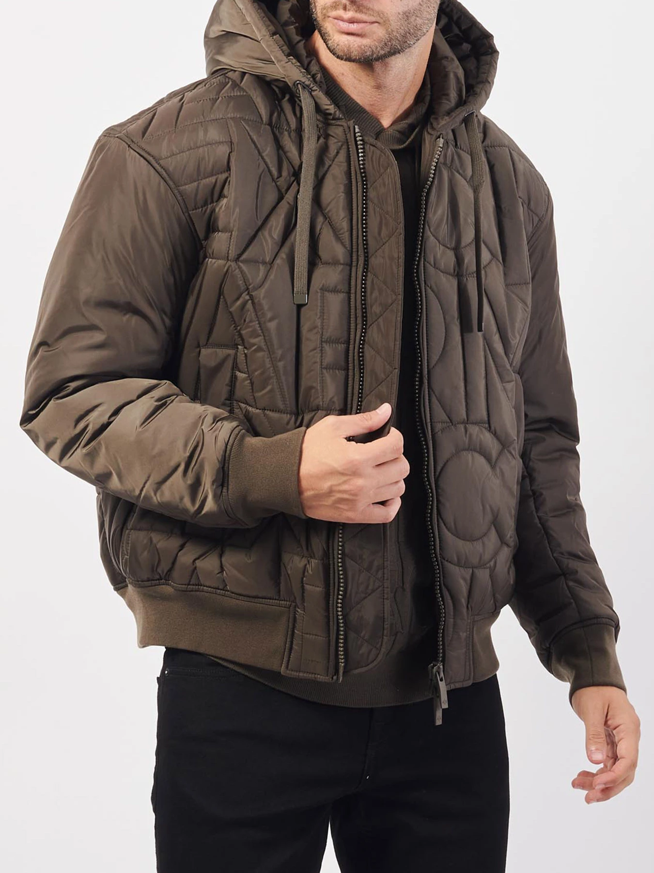 Куртки и дубленки Armani Exchange модель 6DZB11-ZN4XZ-1897 Куртки и дубленки Armani Exchange модель 6DZB11-ZN4XZ-1897 Фото