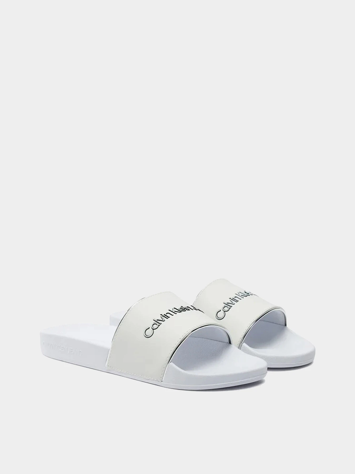 Шлёпанцы Calvin Klein модель YW0YW01508-0K9 Шлёпанцы Calvin Klein модель YW0YW01508-0K9 Фото
