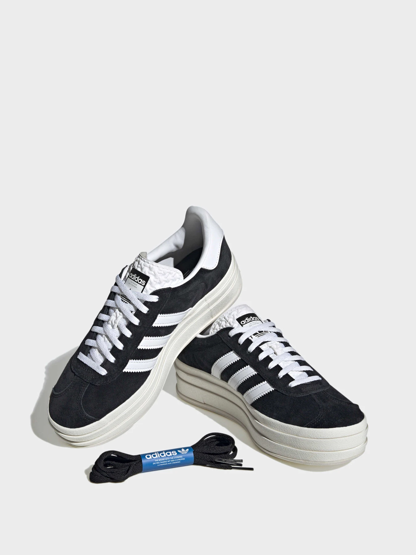 Кроссовки Adidas модель HQ6912 Кроссовки Adidas модель HQ6912 Фото