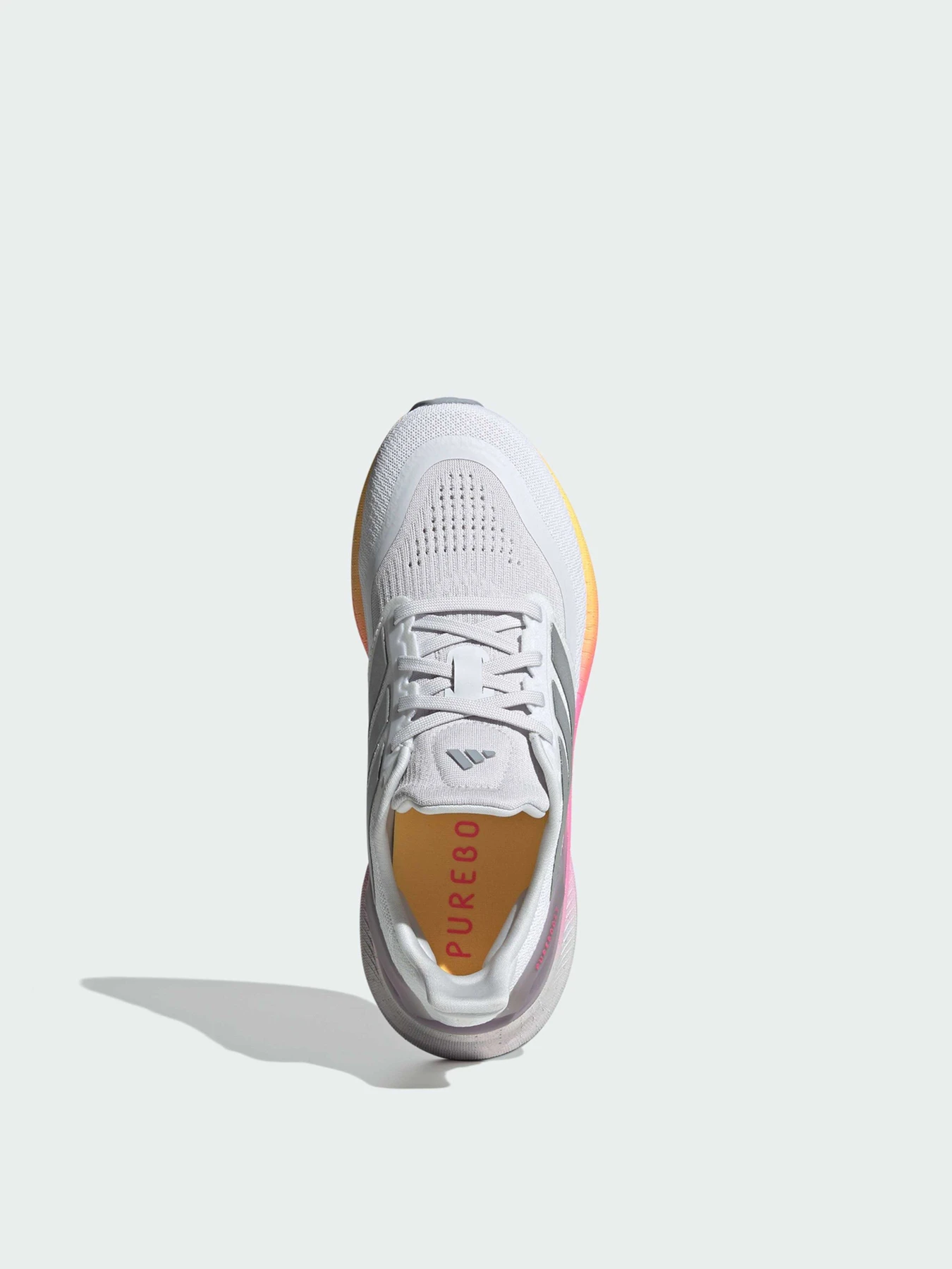 Кроссовки Adidas модель IE0524 Кроссовки Adidas модель IE0524 Фото