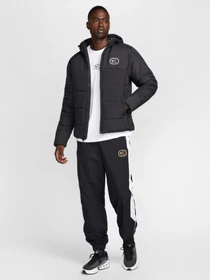 Куртки и дубленки NIKE модель HM0198-011 Фото
