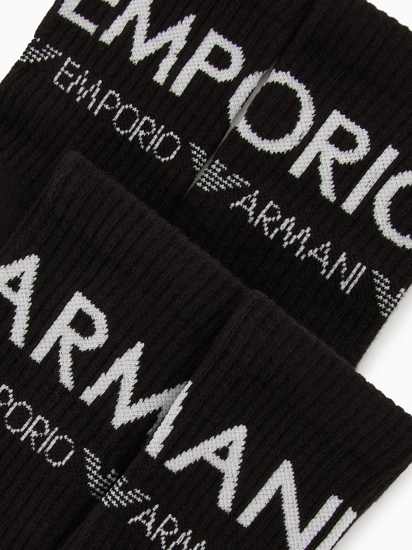 Носки и гольфы Emporio Armani модель 292303-4F227-00020 Носки и гольфы Emporio Armani модель 292303-4F227-00020 Фото
