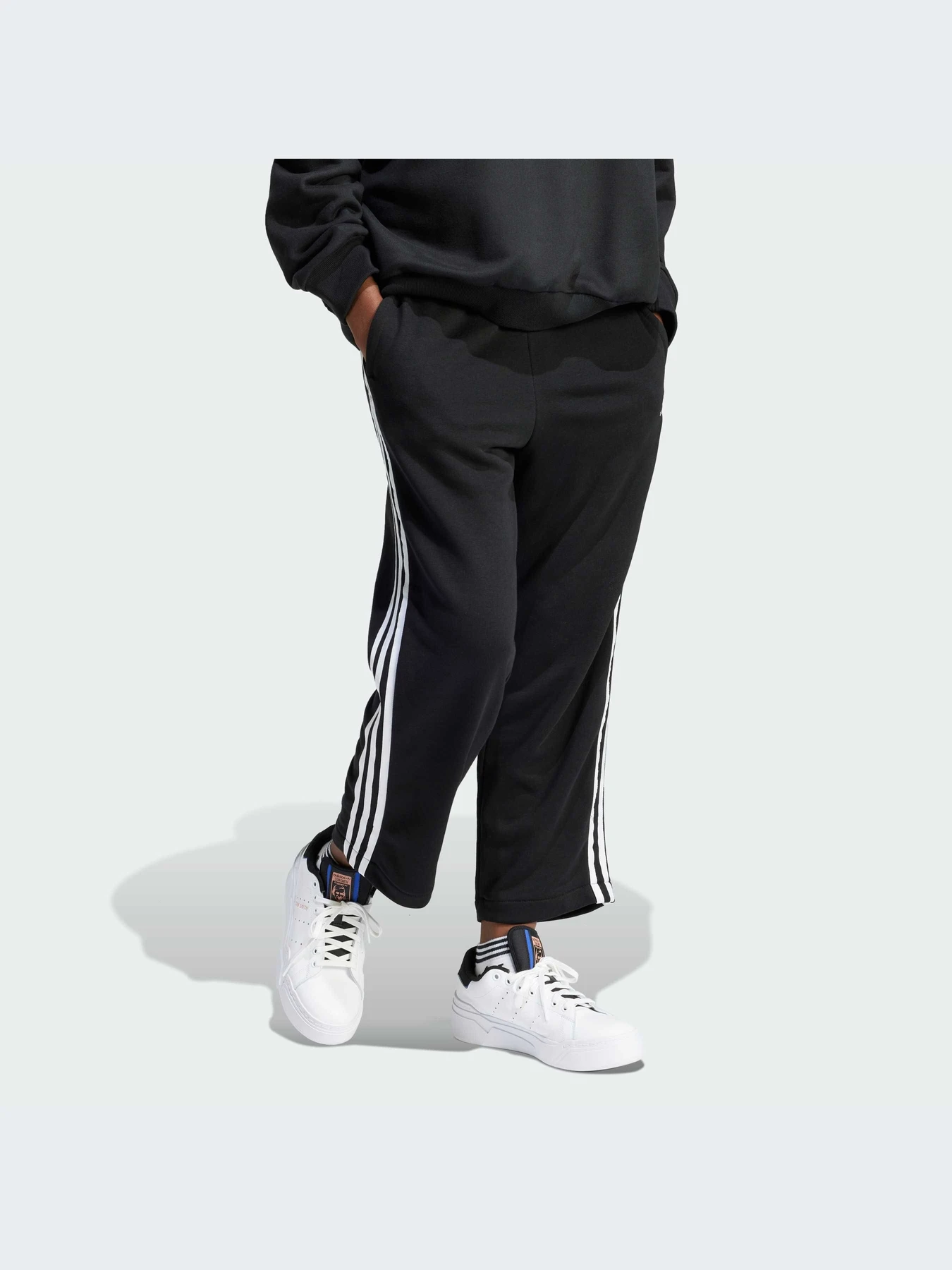 Брюки Adidas модель IU2413-KZ Брюки Adidas модель IU2413-KZ Фото