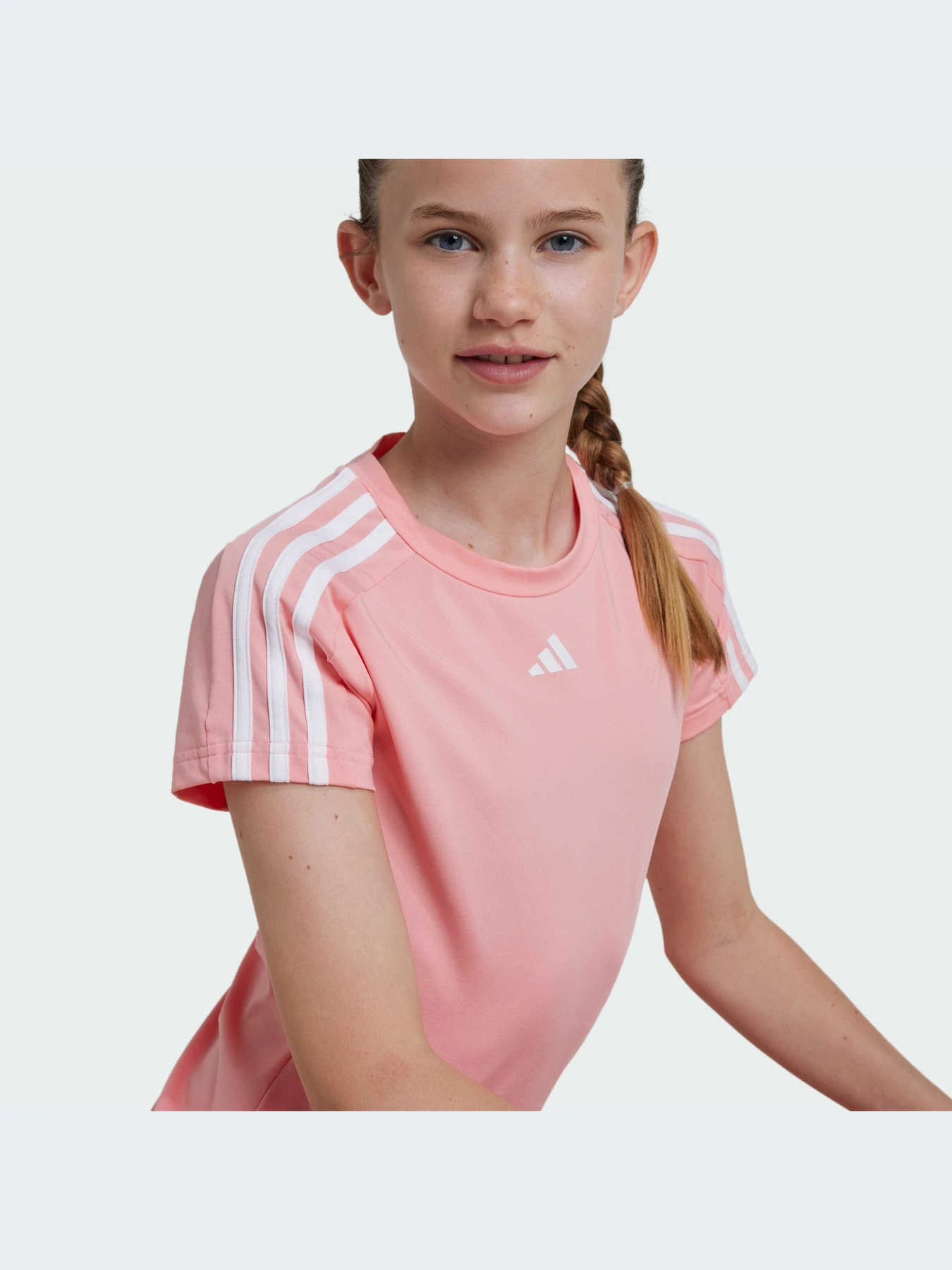 Футболки и поло Adidas модель IV9600-KZ Футболки и поло Adidas модель IV9600-KZ Фото
