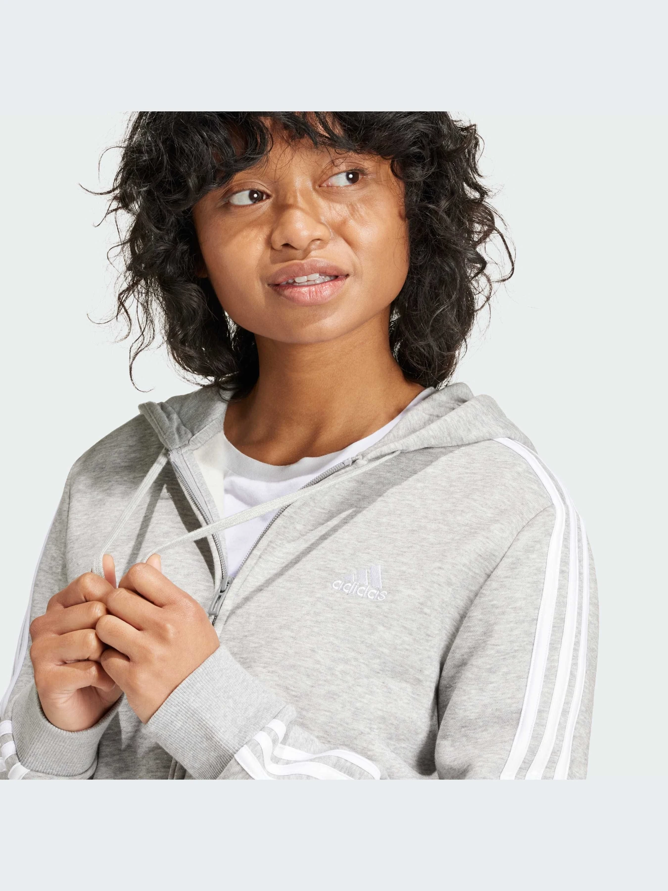 Худи и свитшоты Adidas модель GV6021-KZ Худи и свитшоты Adidas модель GV6021-KZ Фото