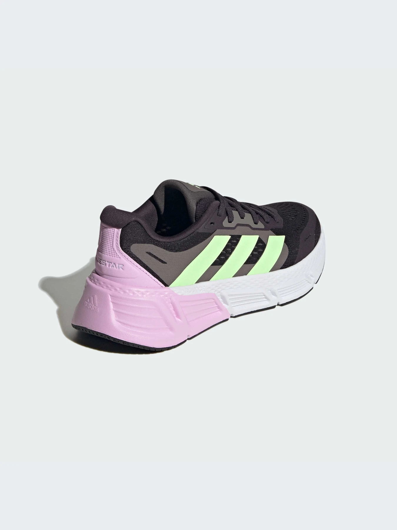 Кроссовки Adidas модель IE8116-KZ Кроссовки Adidas модель IE8116-KZ Фото