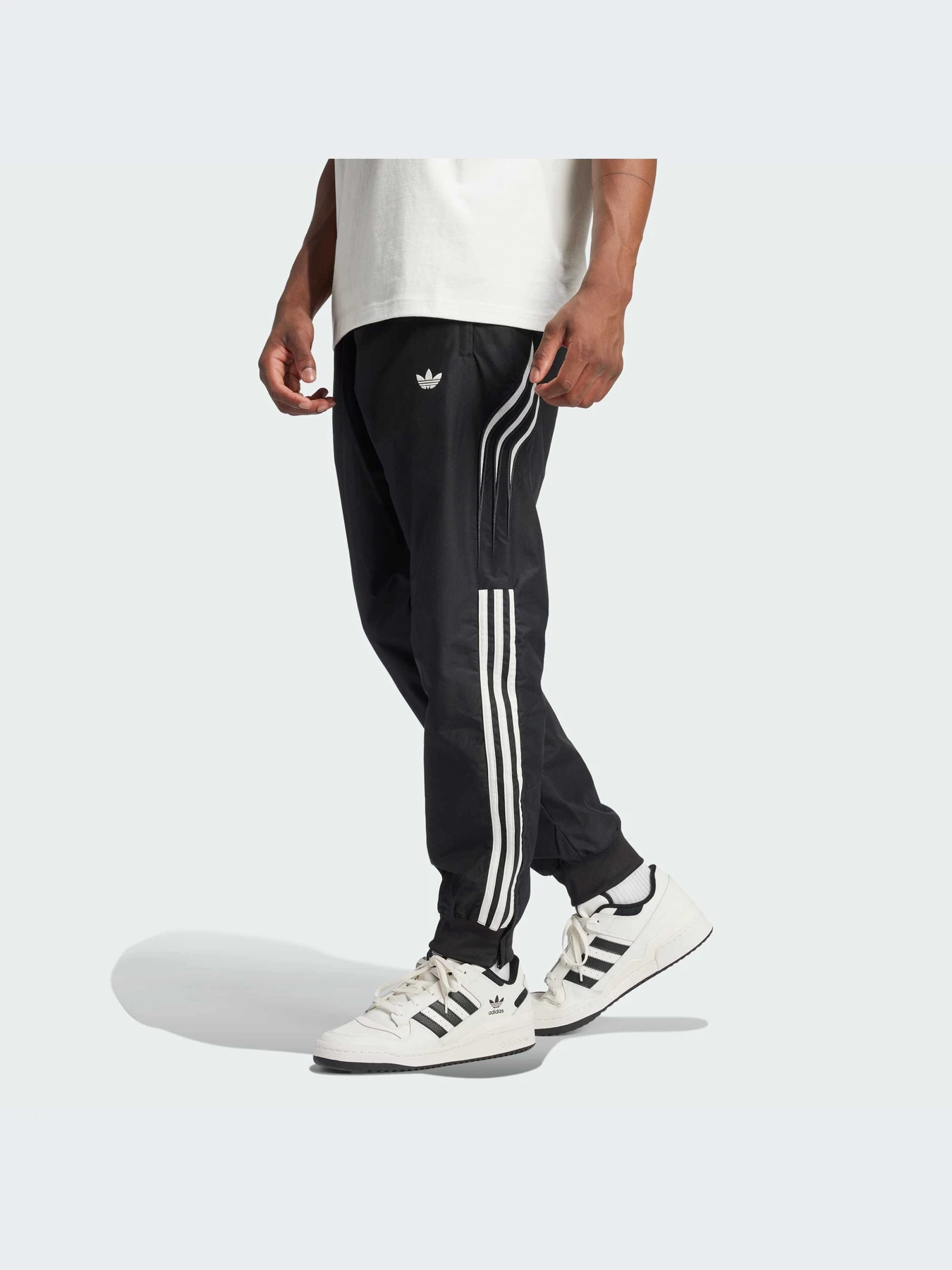 Брюки Adidas модель IX6723-KZ Брюки Adidas модель IX6723-KZ Фото