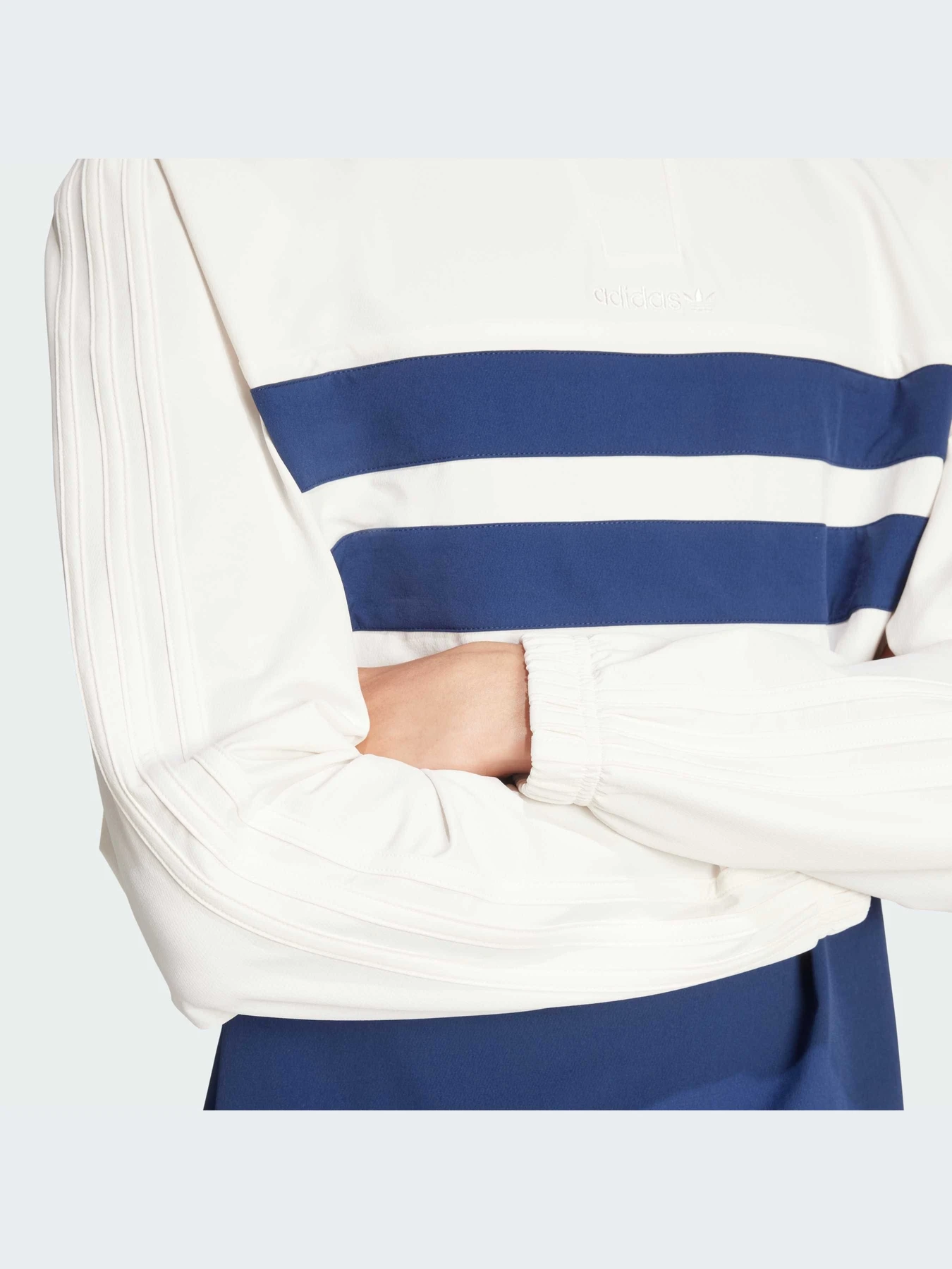 Худи и свитшоты Adidas модель IW3254-KZ Худи и свитшоты Adidas модель IW3254-KZ Фото