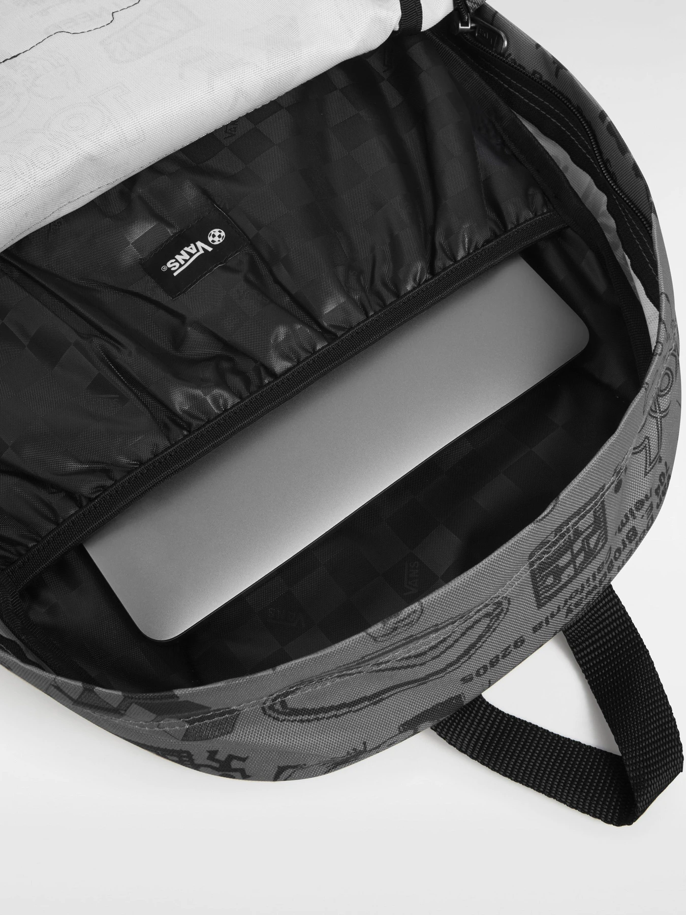 Рюкзаки Vans модель VN000H4Y9JC1 Рюкзаки Vans модель VN000H4Y9JC1 Фото