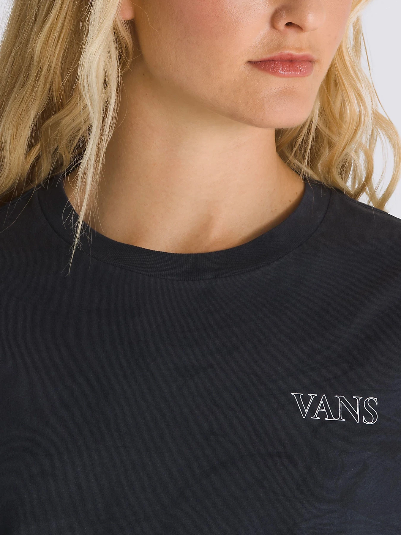 Футболки и поло Vans модель VN000HHRBLK1 Футболки и поло Vans модель VN000HHRBLK1 Фото