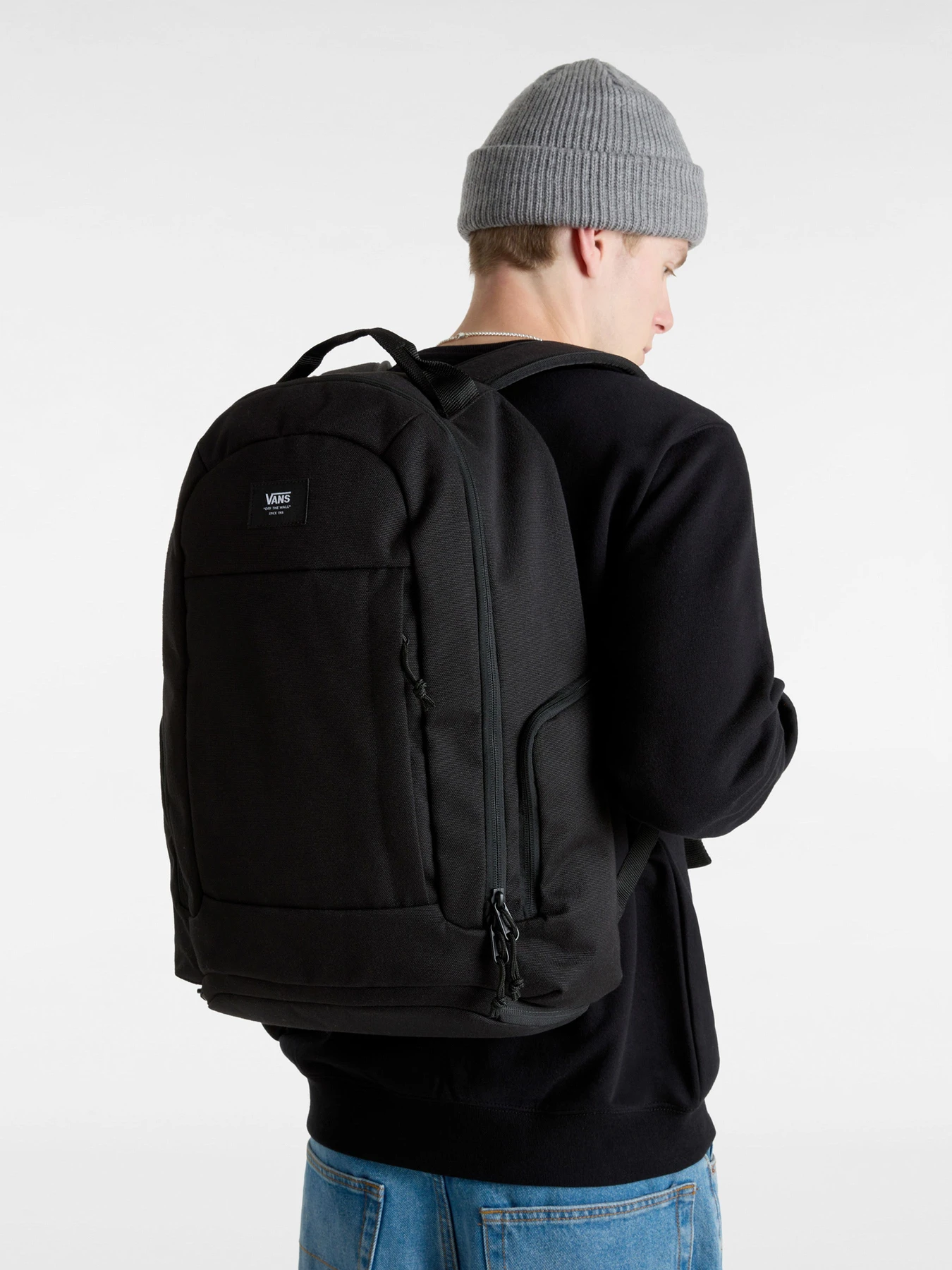 Рюкзаки Vans модель VN000HRGBLK1 Рюкзаки Vans модель VN000HRGBLK1 Фото