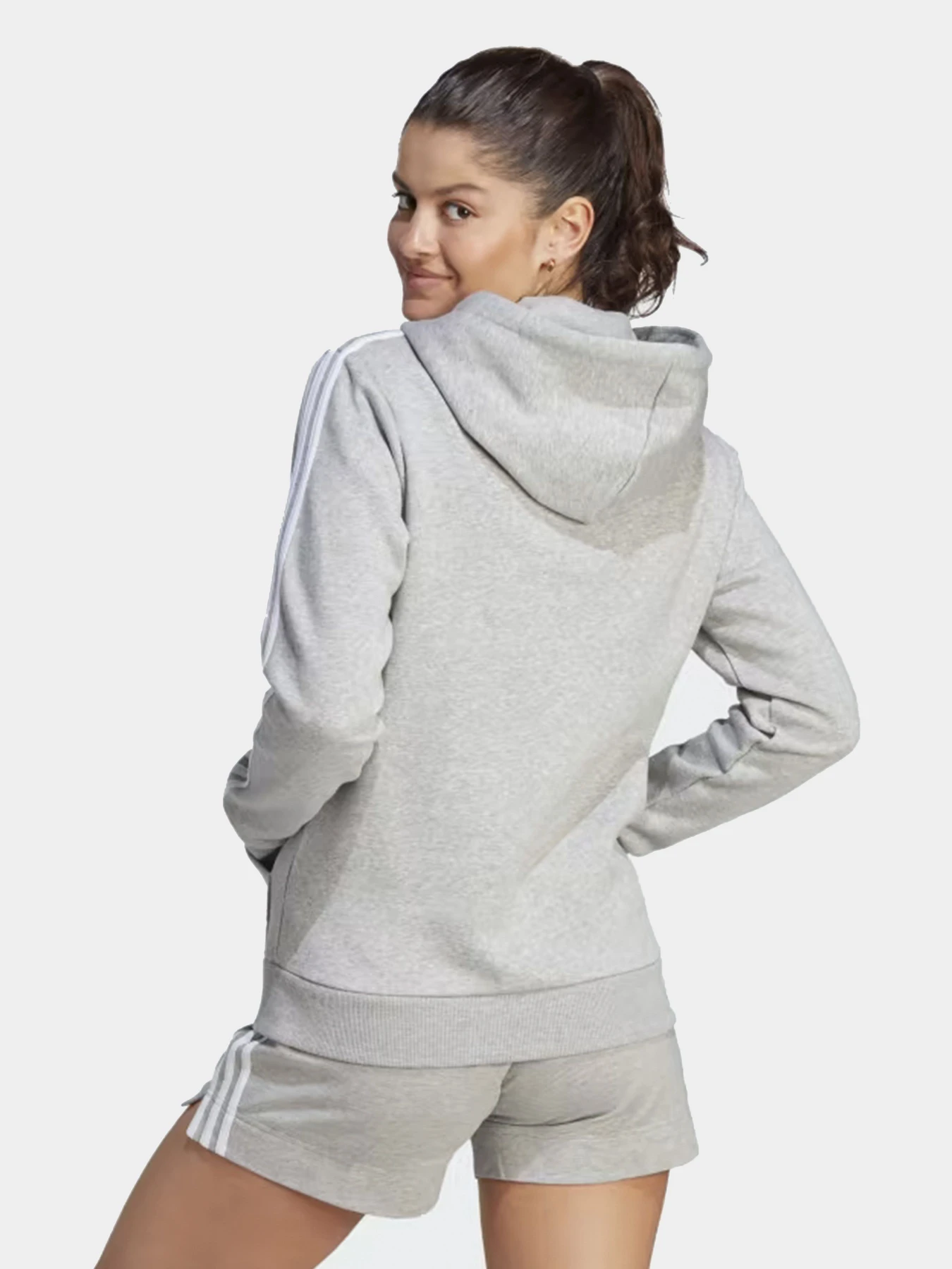 Худи и свитшоты Adidas модель IM0236 Худи и свитшоты Adidas модель IM0236 Фото