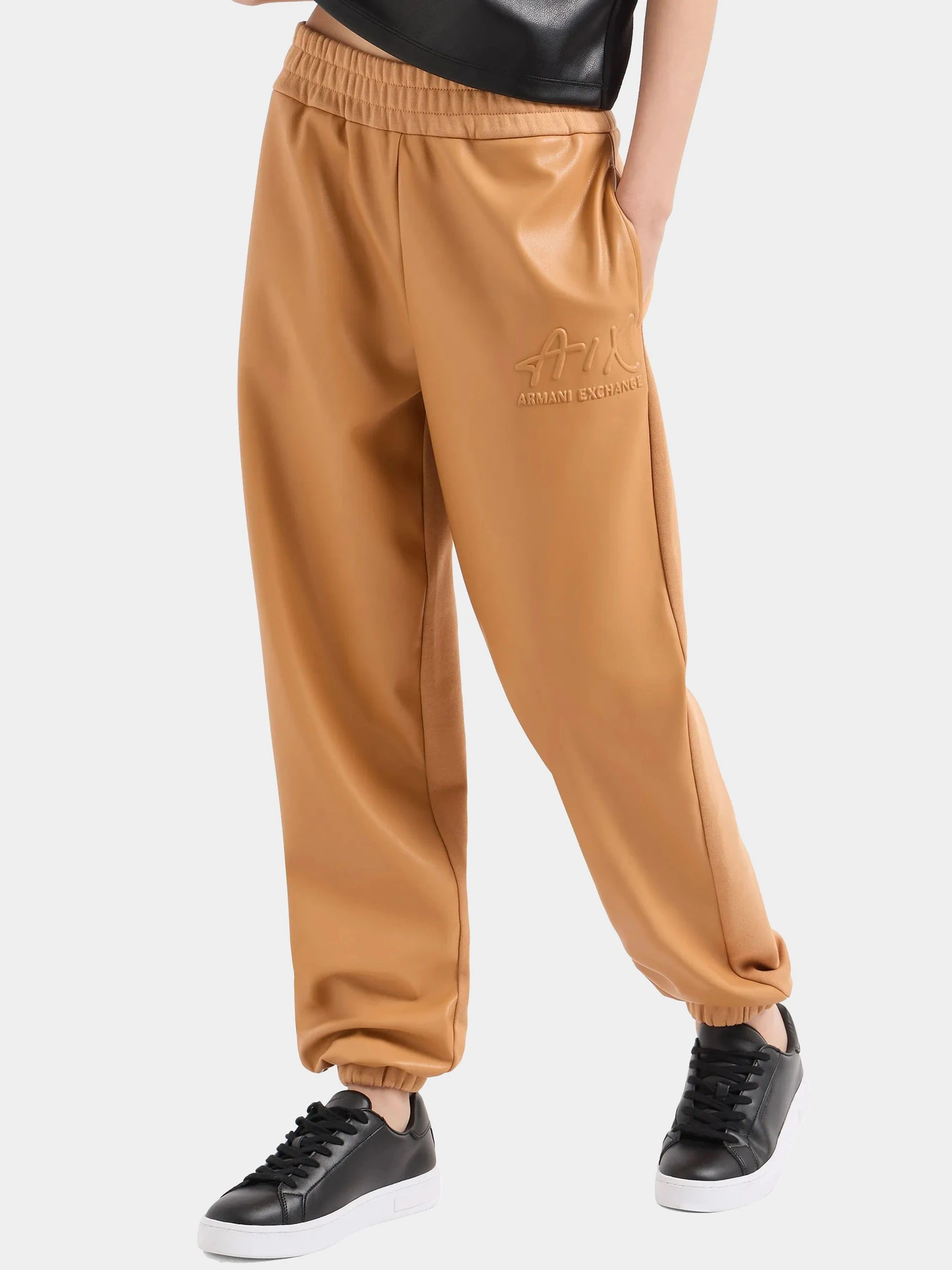 Брюки Armani Exchange модель 6DYP91-YJFLZ-1788 Брюки Armani Exchange модель 6DYP91-YJFLZ-1788 Фото