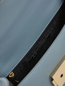 Сумки Armani Exchange модель 949195-4F786-25132 Фото