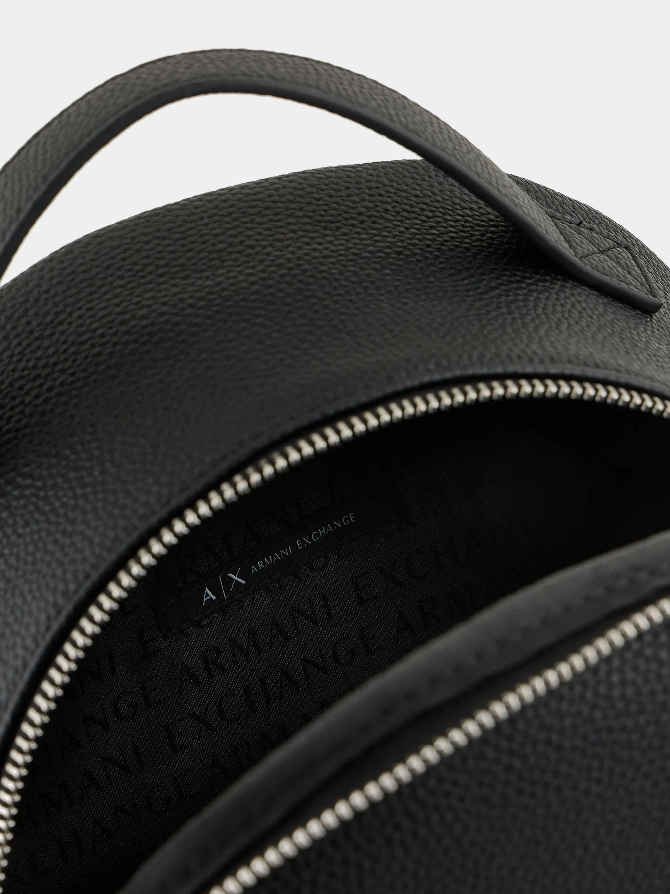 Рюкзаки Armani Exchange модель 949197-CC783-00020 Фото