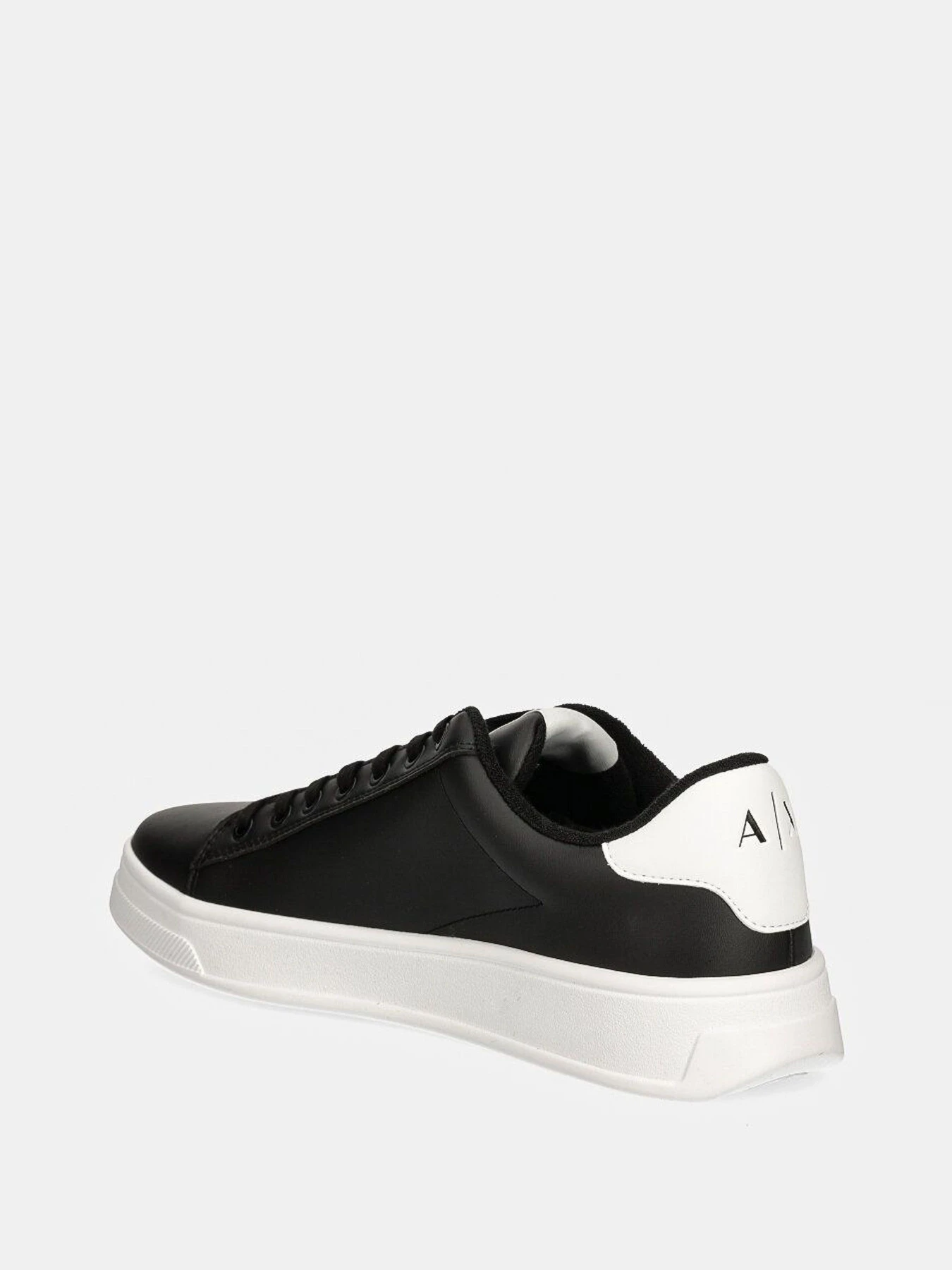 Кеды Armani Exchange модель XUX203-XV805-T037 Кеды Armani Exchange модель XUX203-XV805-T037 Фото