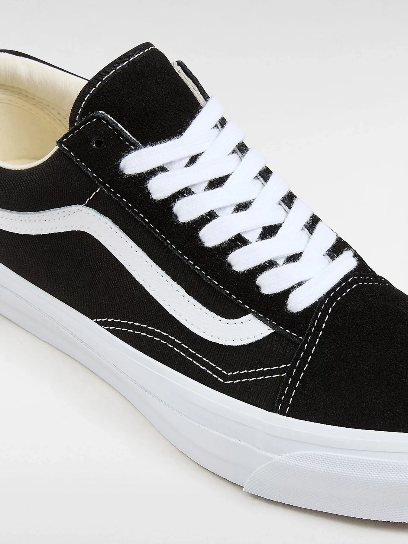 Кеды Vans модель VN000CQDBA21 Кеды Vans модель VN000CQDBA21 Фото