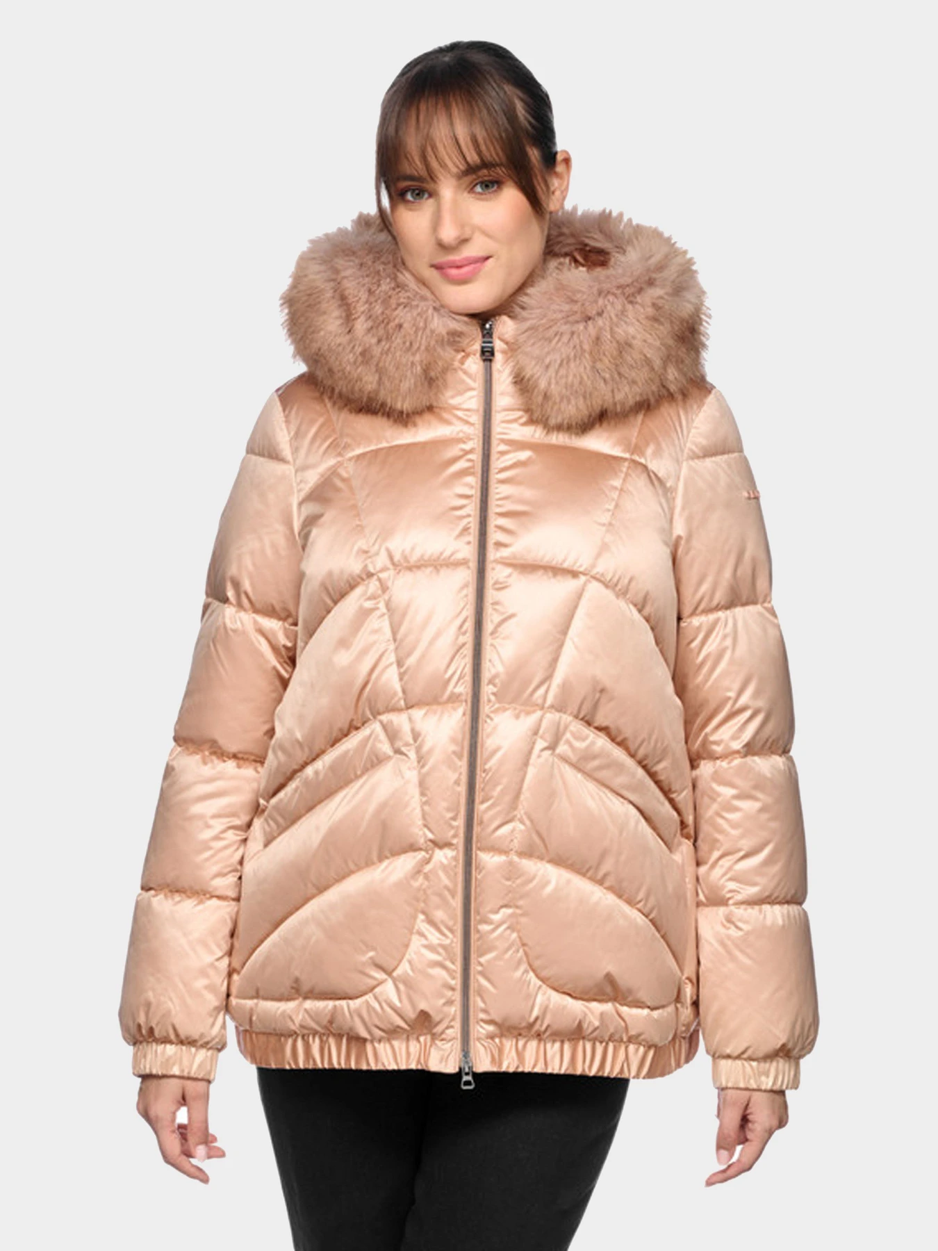 Куртки и дубленки Geox модель W4628S-T2843-F8320 Куртки и дубленки Geox модель W4628S-T2843-F8320 Фото