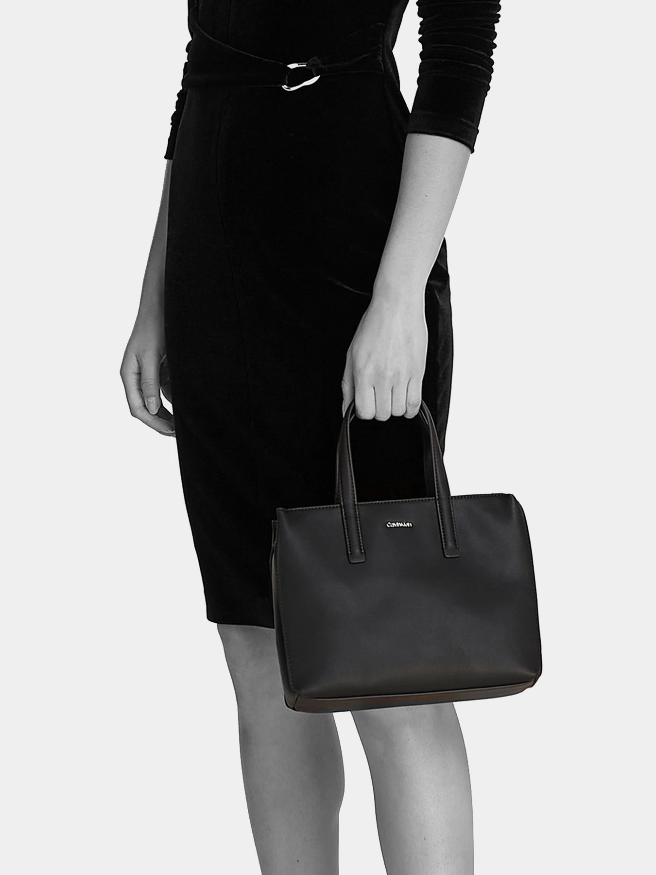 Сумки Calvin Klein модель K60K612904-BEH Сумки Calvin Klein модель K60K612904-BEH Фото