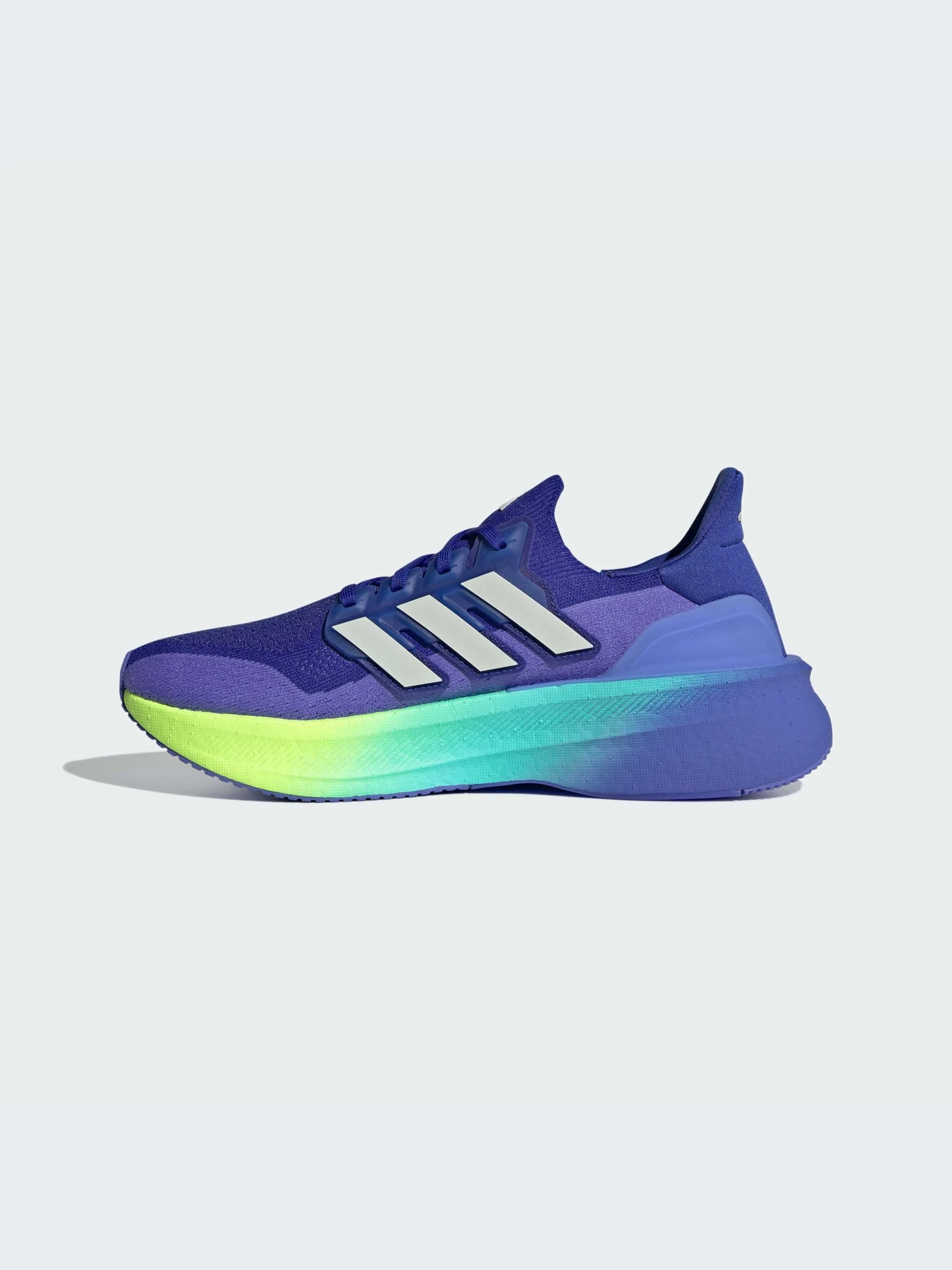 Кроссовки Adidas Ultraboost модель IF1482-KZ Кроссовки Adidas Ultraboost модель IF1482-KZ Фото