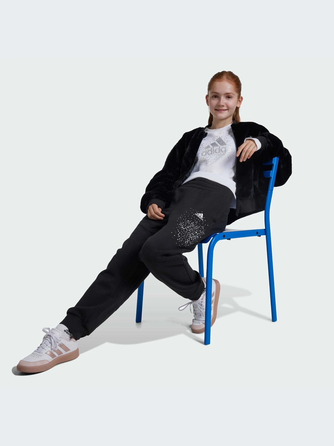 Худи и свитшоты Adidas модель IX9330-KZ Худи и свитшоты Adidas модель IX9330-KZ Фото