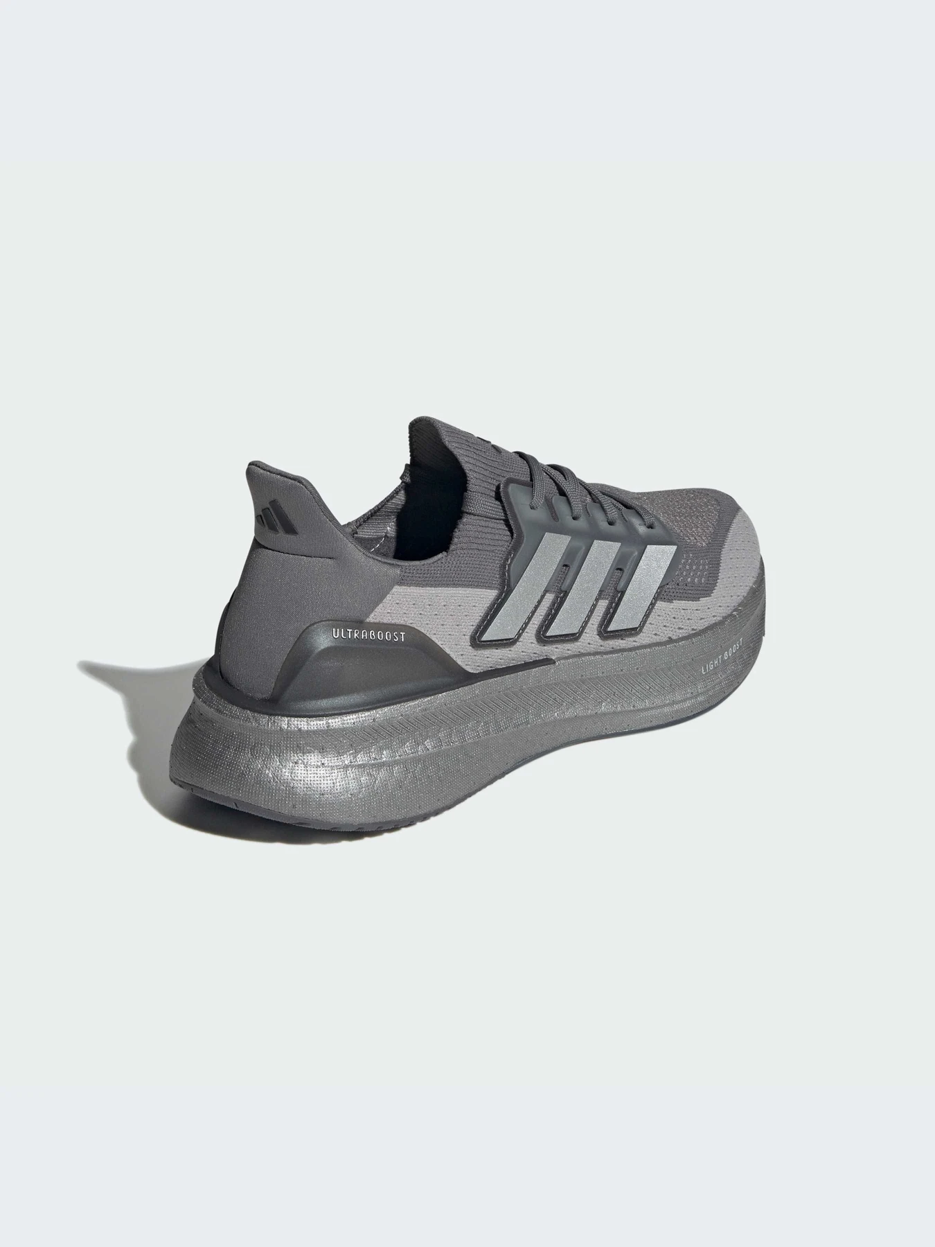 Кроссовки Adidas Ultraboost модель IF1483-KZ Кроссовки Adidas Ultraboost модель IF1483-KZ Фото