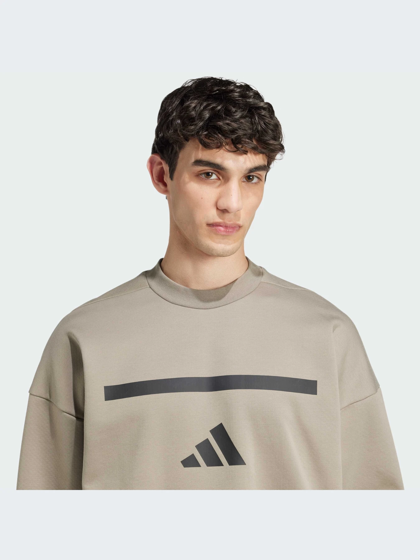 Худи и свитшоты Adidas ZNE модель JE3076-KZ Худи и свитшоты Adidas ZNE модель JE3076-KZ Фото