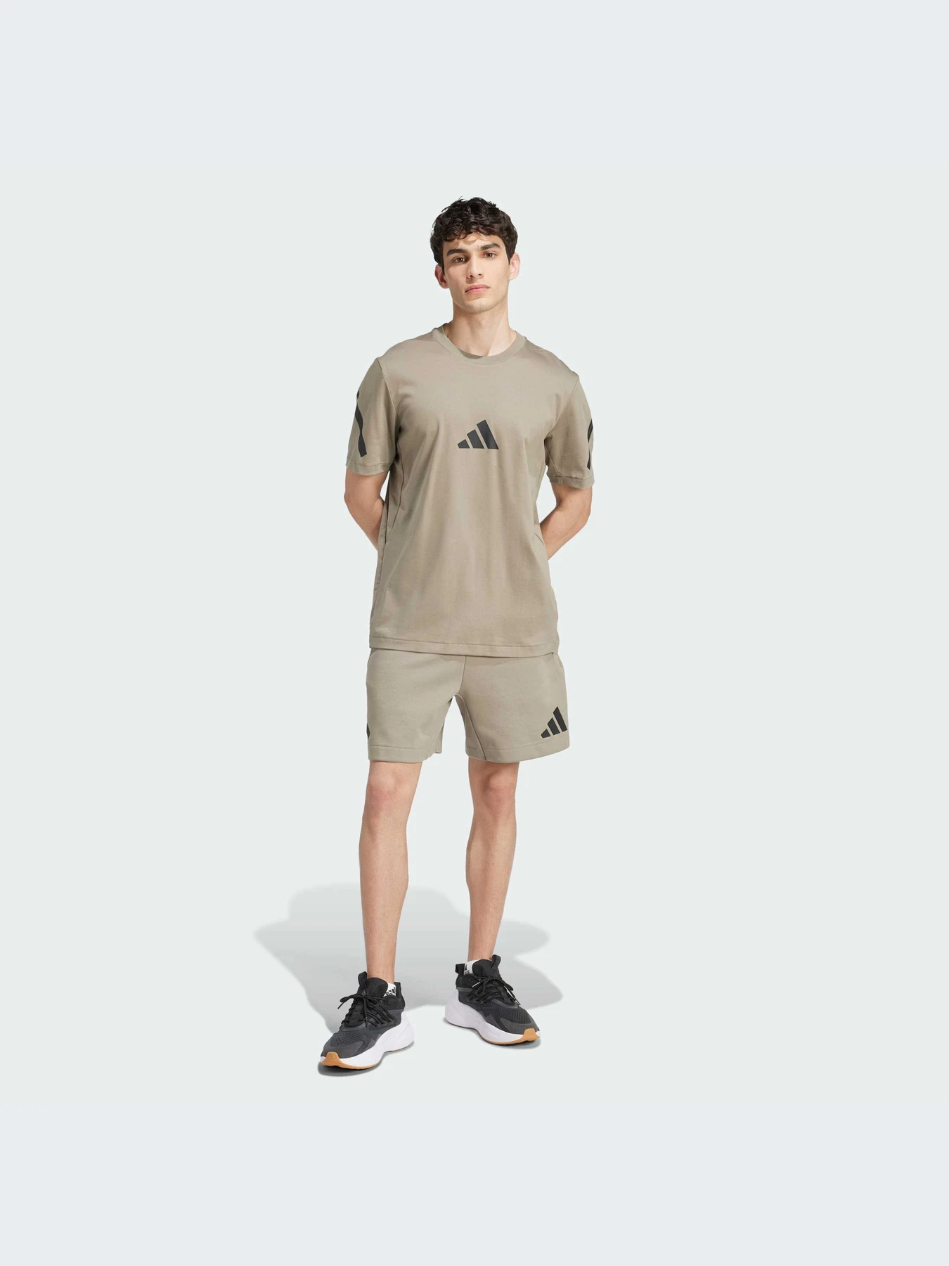 Шорты Adidas ZNE модель JE3077-KZ Шорты Adidas ZNE модель JE3077-KZ Фото