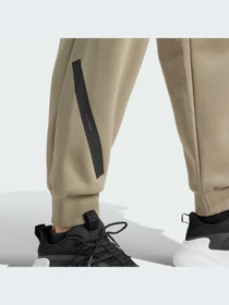 Брюки Adidas ZNE модель JE3072-KZ Фото
