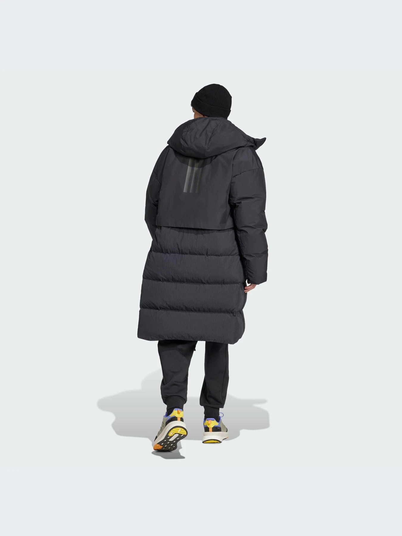 Куртки и дубленки Adidas модель IS9049-KZ Куртки и дубленки Adidas модель IS9049-KZ Фото