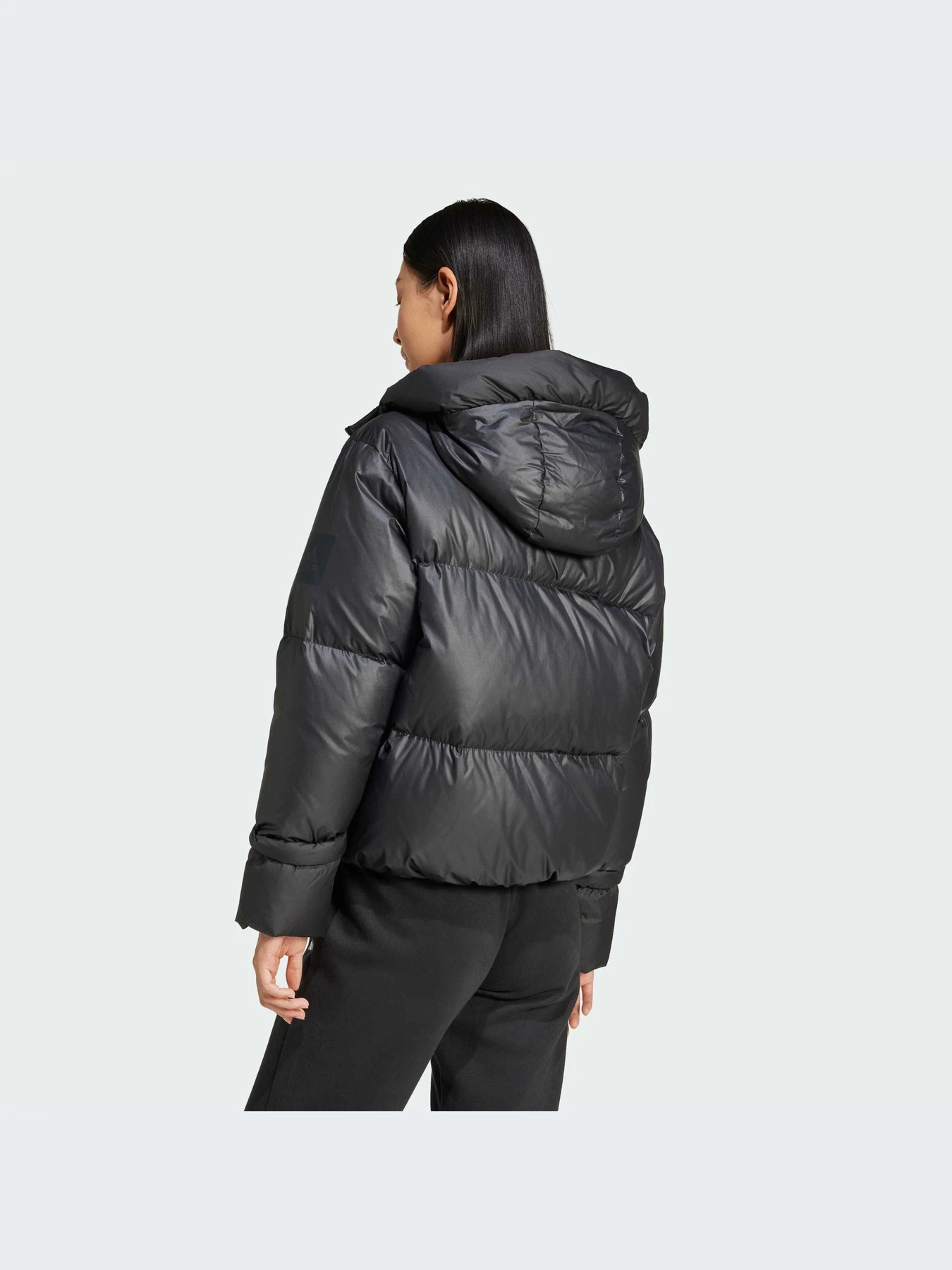 Куртки и дубленки Adidas модель IV9771-KZ Куртки и дубленки Adidas модель IV9771-KZ Фото