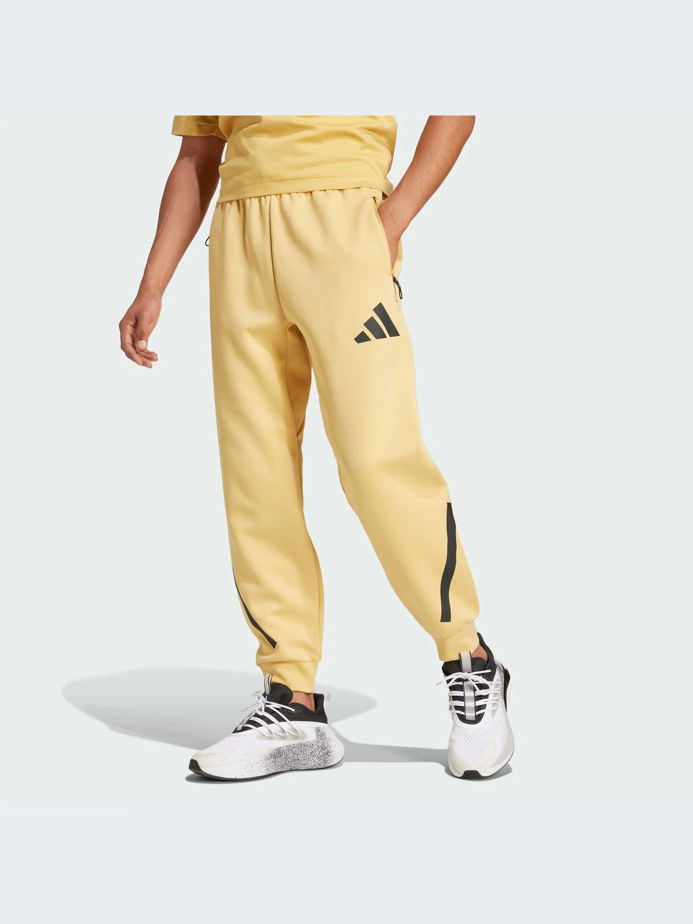 Брюки Adidas ZNE модель JF2448-KZ Брюки Adidas ZNE модель JF2448-KZ Фото
