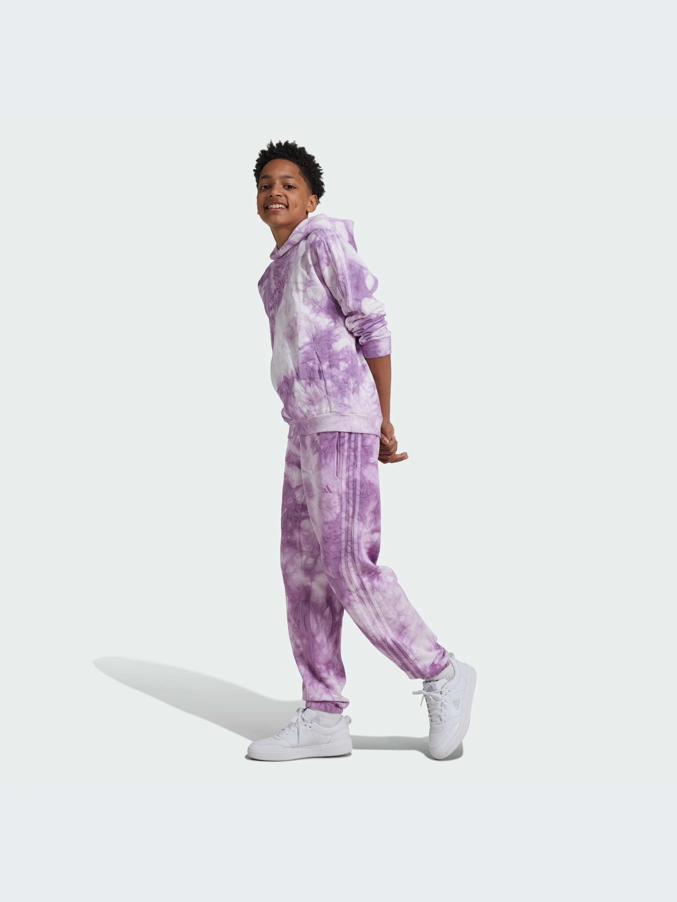 Брюки Adidas модель IY7840-KZ Брюки Adidas модель IY7840-KZ Фото