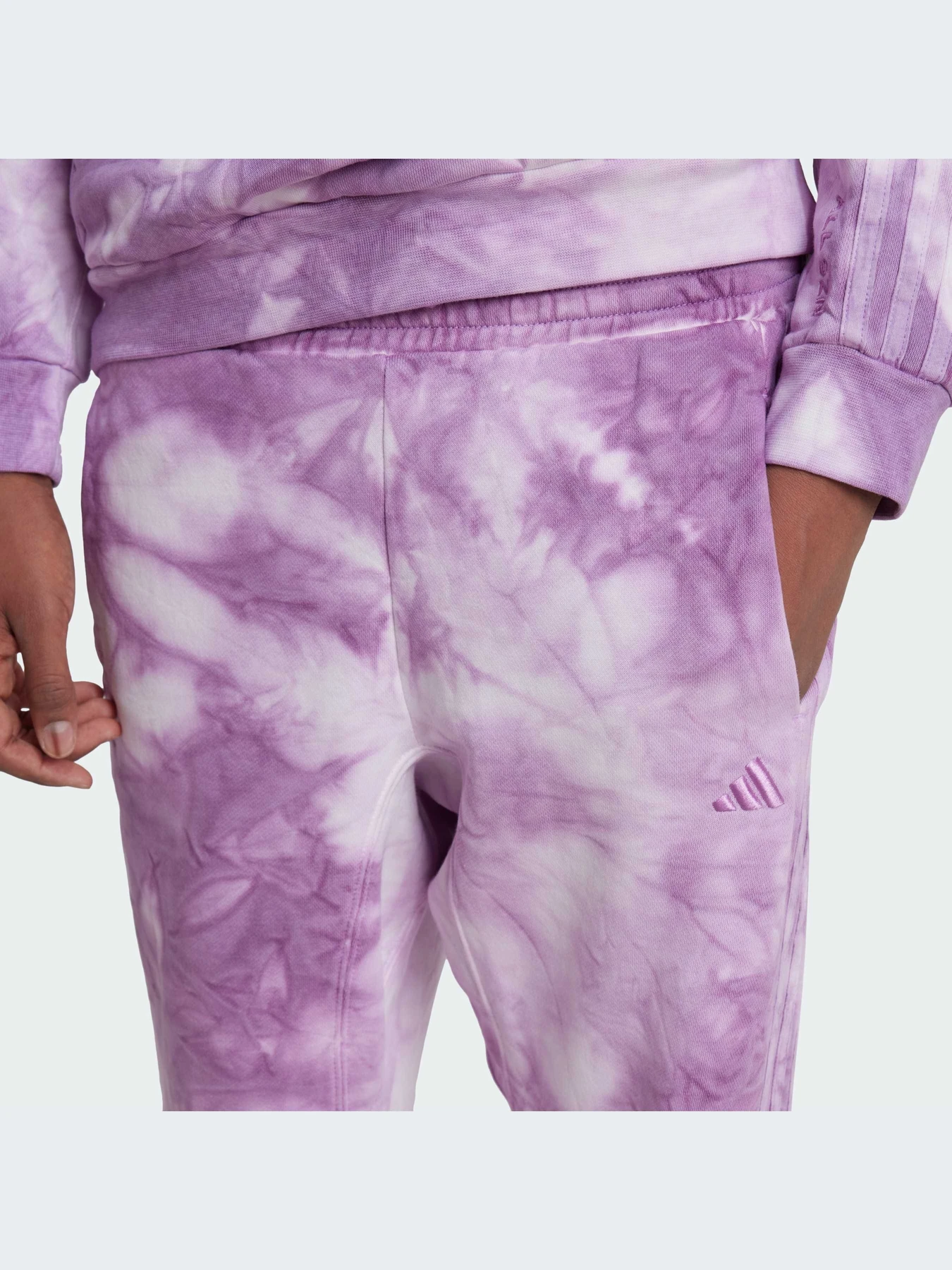Брюки Adidas модель IY7840-KZ Брюки Adidas модель IY7840-KZ Фото