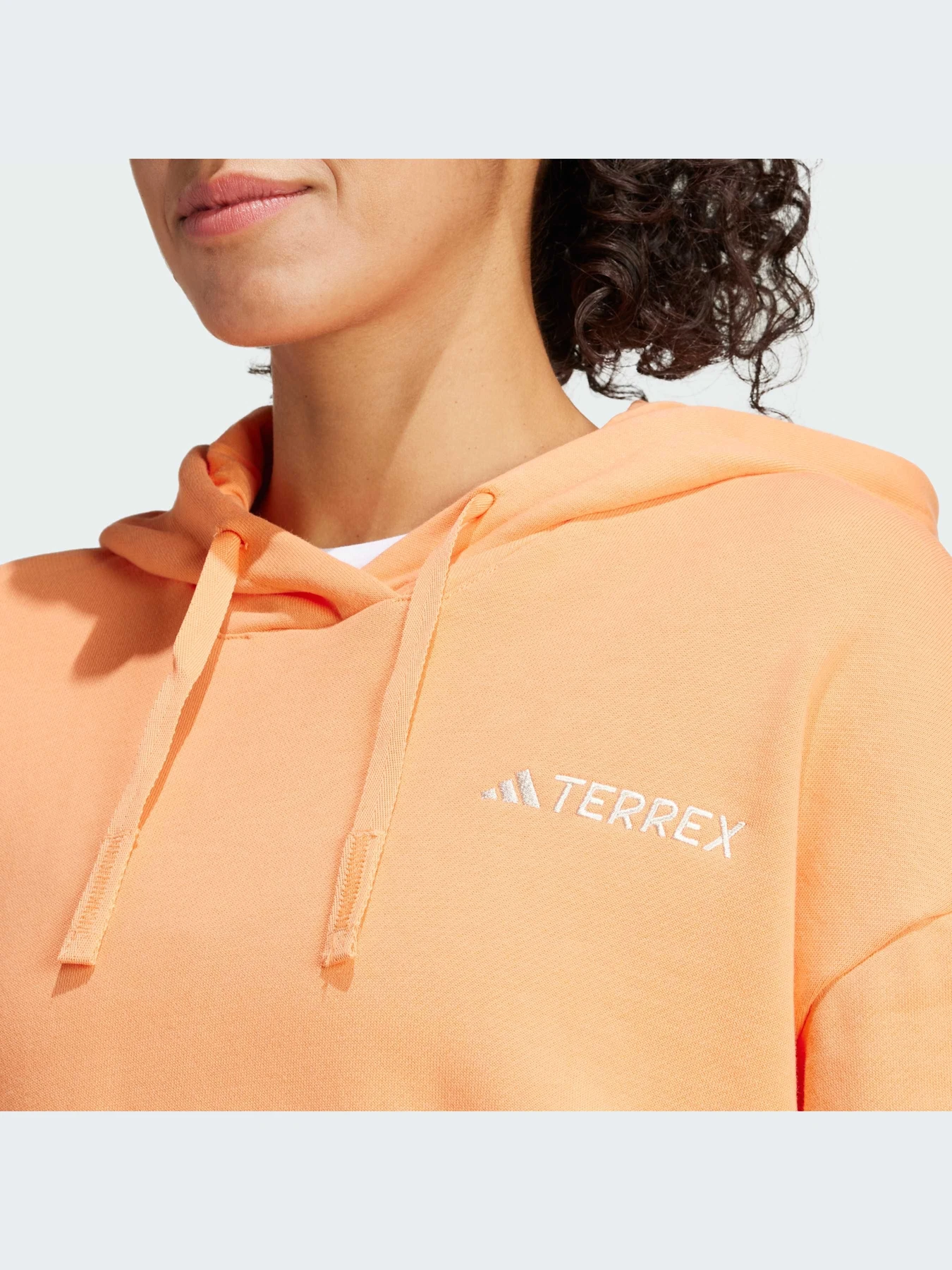 Худи и свитшоты Adidas модель IS7227-KZ Худи и свитшоты Adidas модель IS7227-KZ Фото