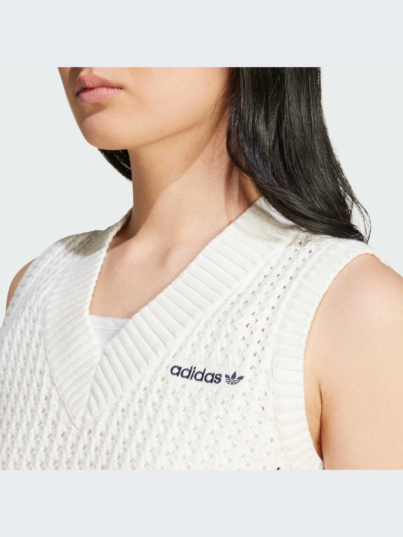 Худи и свитшоты Adidas модель IX1037-KZ Худи и свитшоты Adidas модель IX1037-KZ Фото