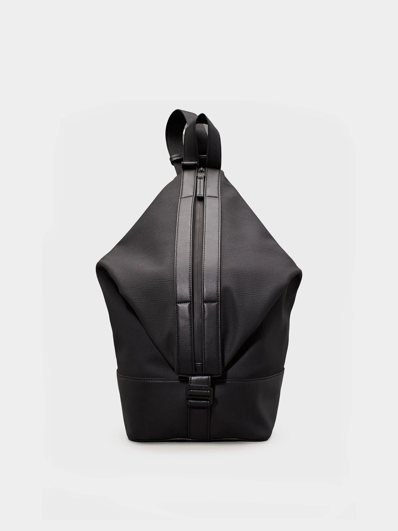 Рюкзаки Calvin Klein модель K50K512219-BEH Фото