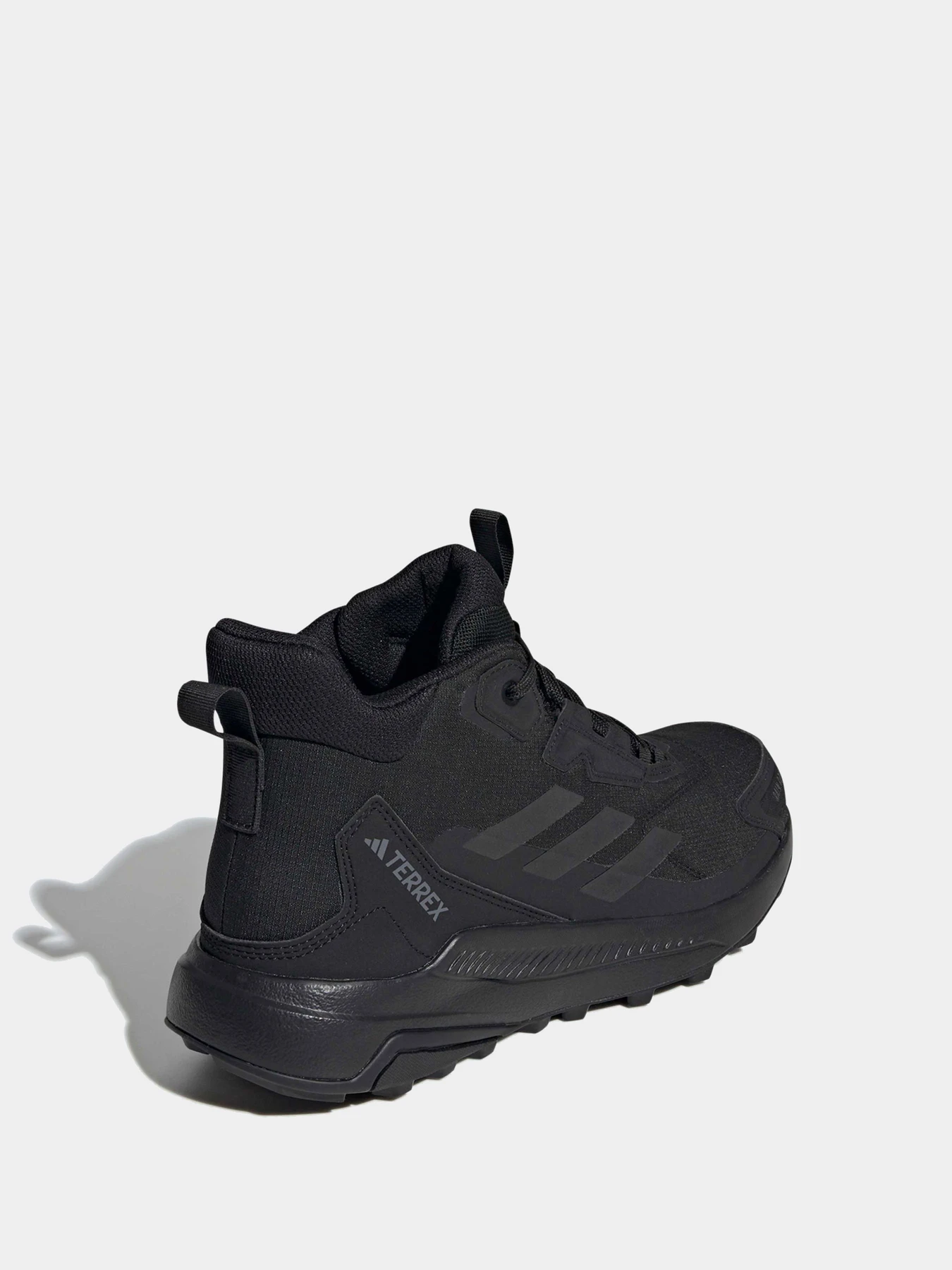 Ботинки и сапоги Adidas модель ID3473 Ботинки и сапоги Adidas модель ID3473 Фото