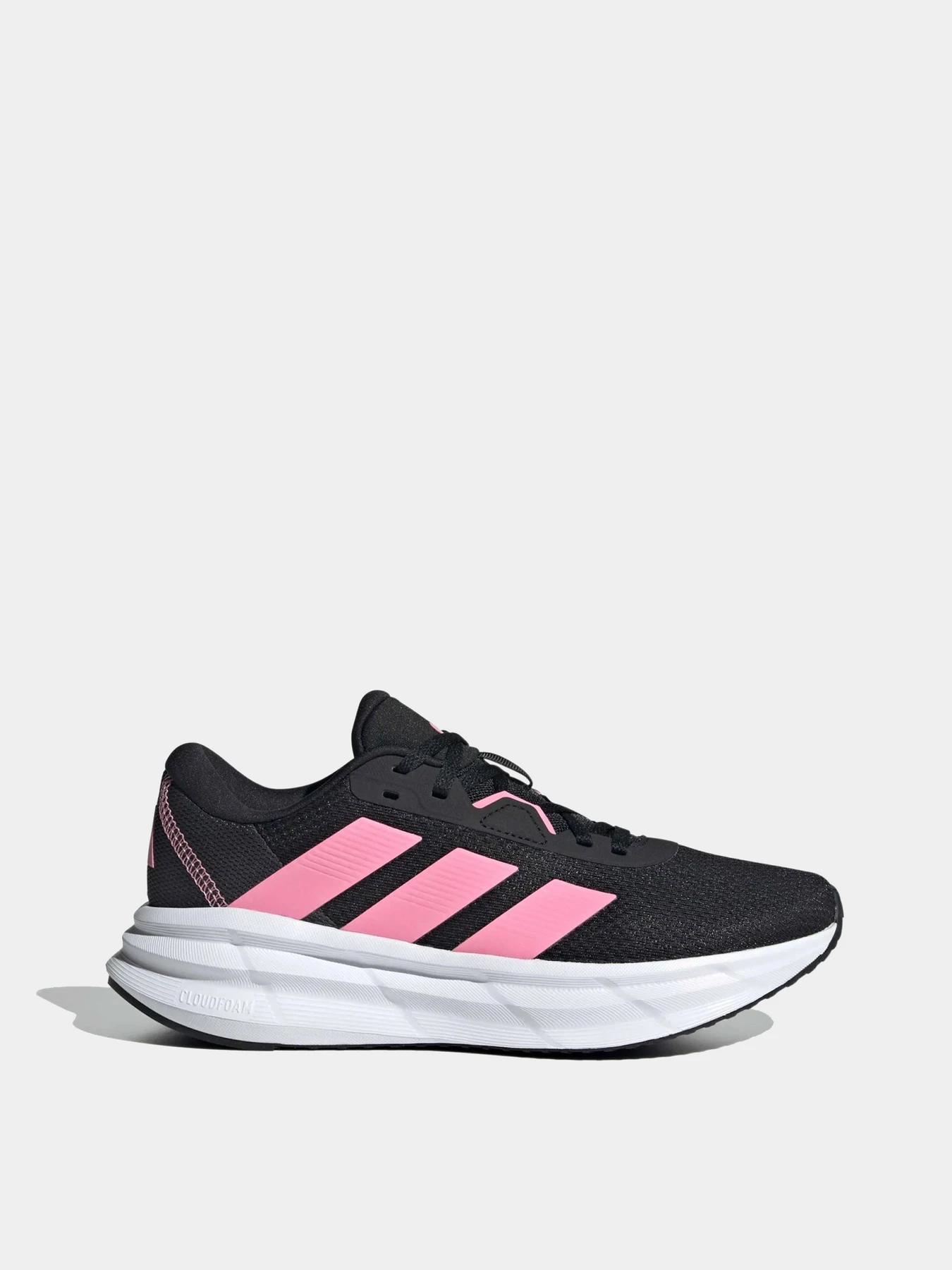 Кроссовки Adidas модель ID8763 Кроссовки Adidas модель ID8763 Фото