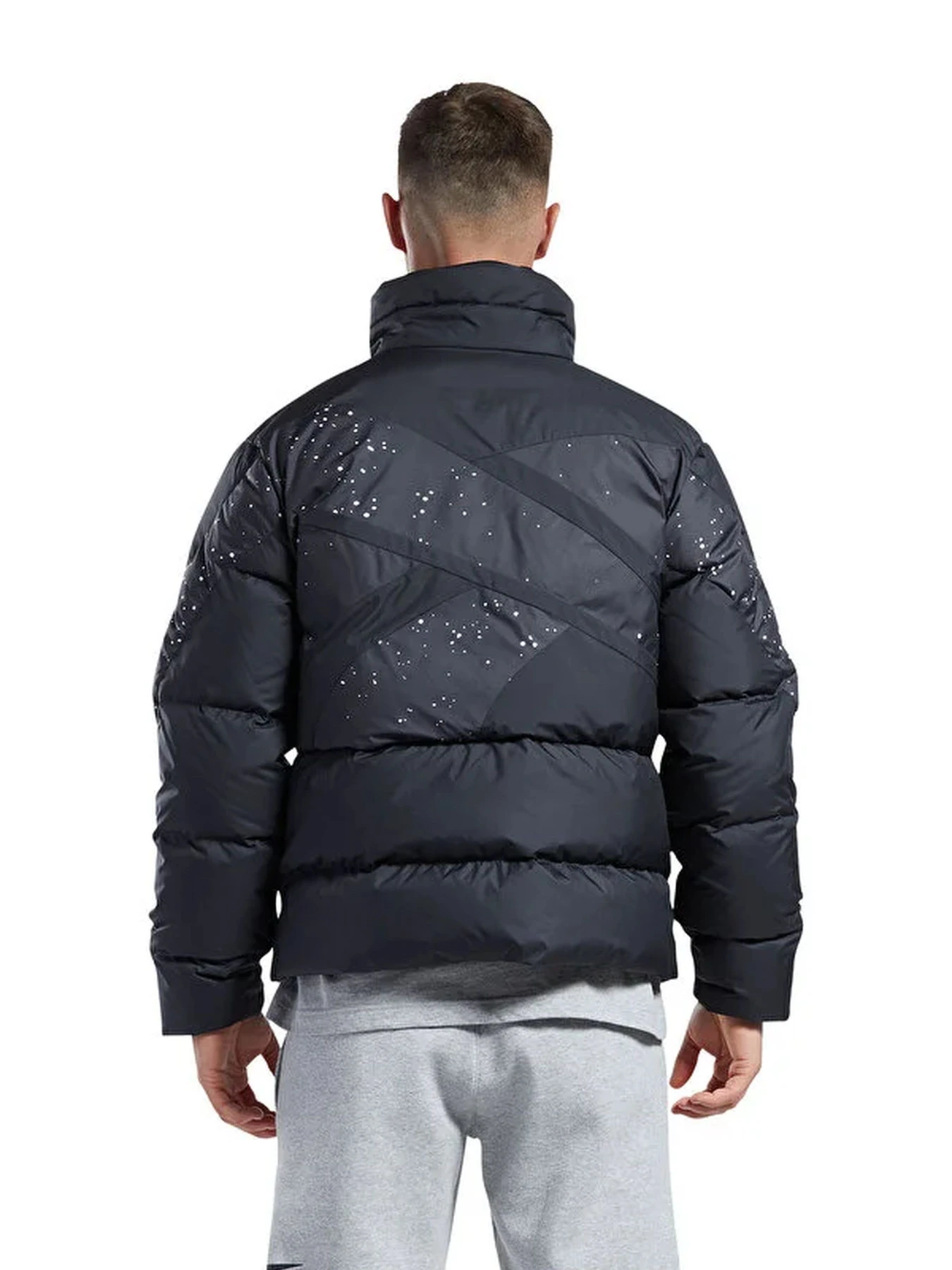 Куртки и дубленки Reebok модель HH8366 Фото