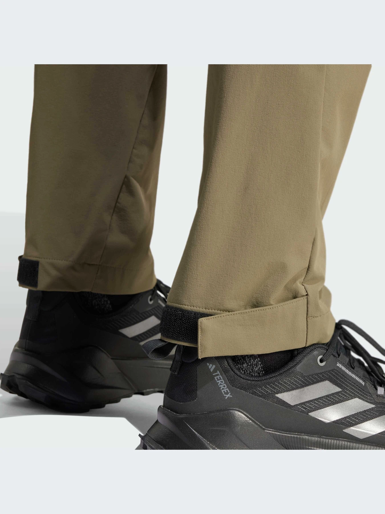 Брюки Adidas модель IK3533-KZ Брюки Adidas модель IK3533-KZ Фото